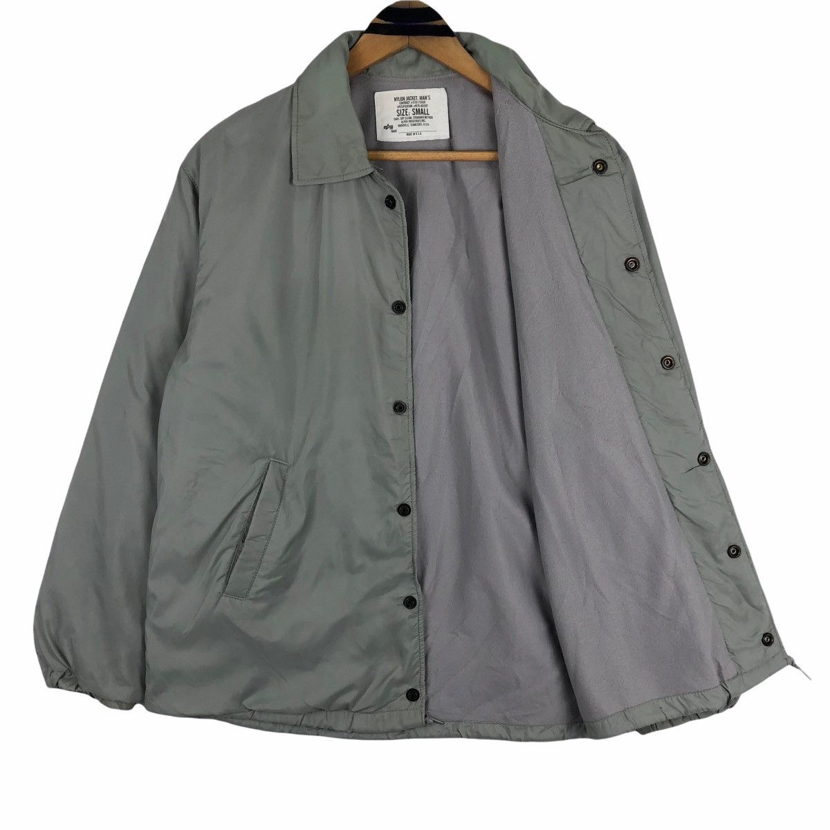 Alpha Industries Vintage Alpha Industries Nylon Coach Jacket Made In USA Size US L / EU 52-54 / 3 - 7 Thumbnail