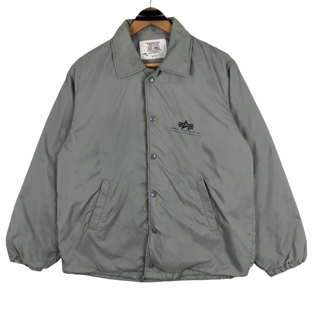 Alpha Industries Vintage Alpha Industries Nylon Coach Jacket Made In USA Size US L / EU 52-54 / 3 - 1 Thumbnail