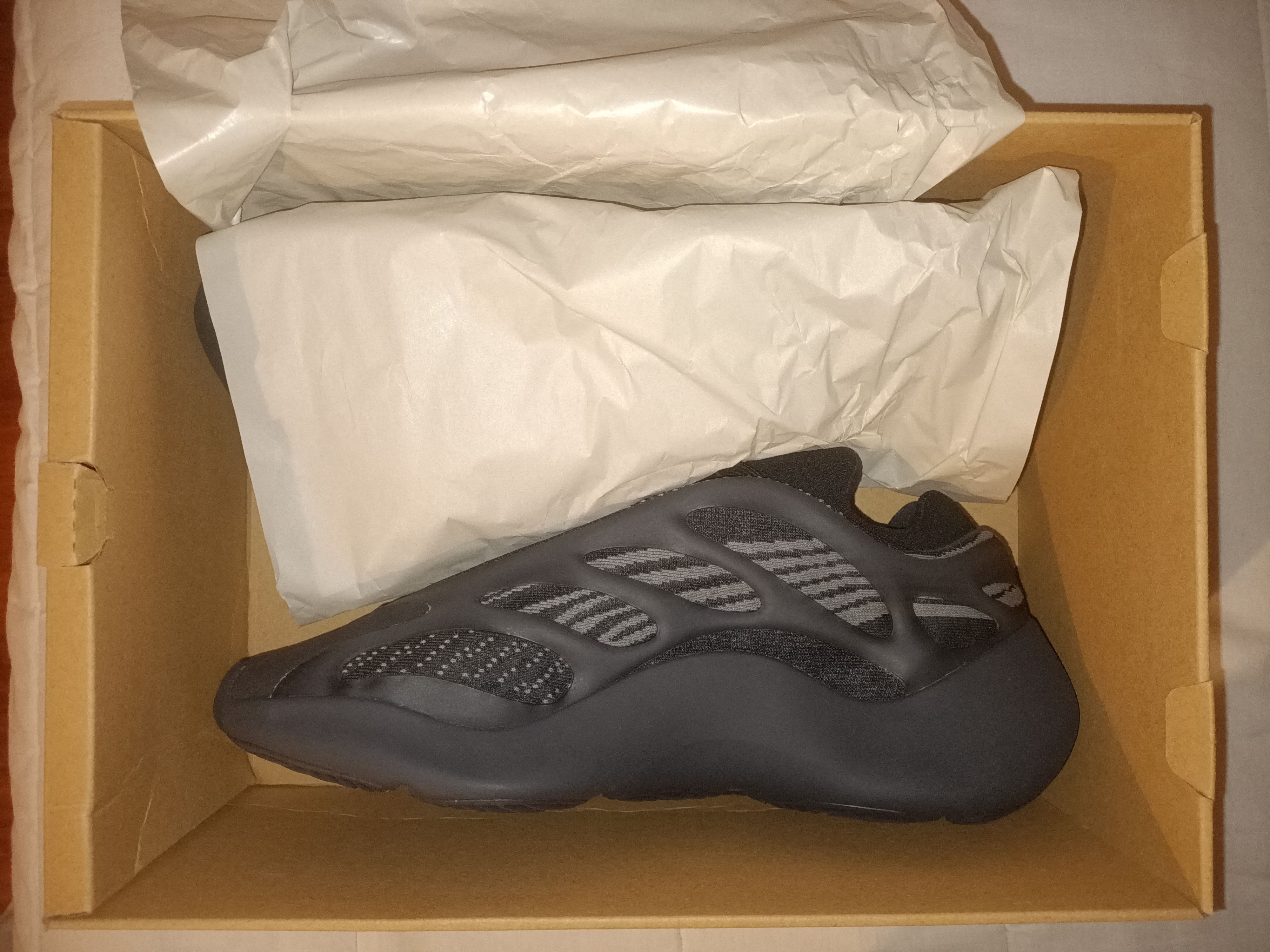yeezy 700 v3 alvah glow in the dark