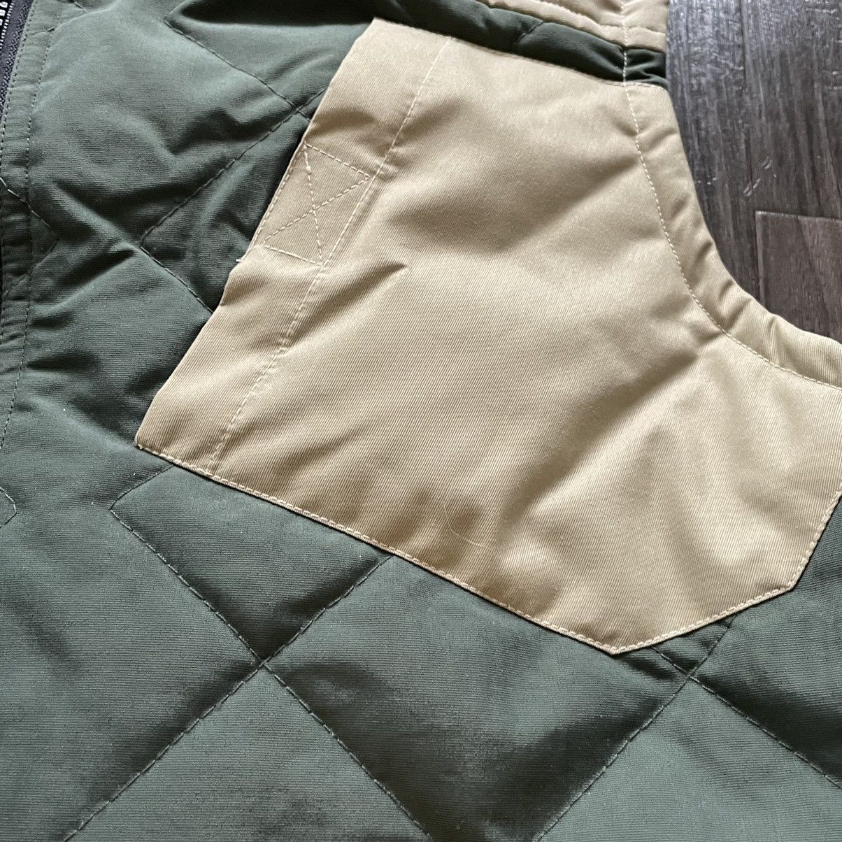 Vintage Quilted Hunting Vest Green Tan Camo Forest Size US L / EU 52-54 / 3 - 2 Thumbnail