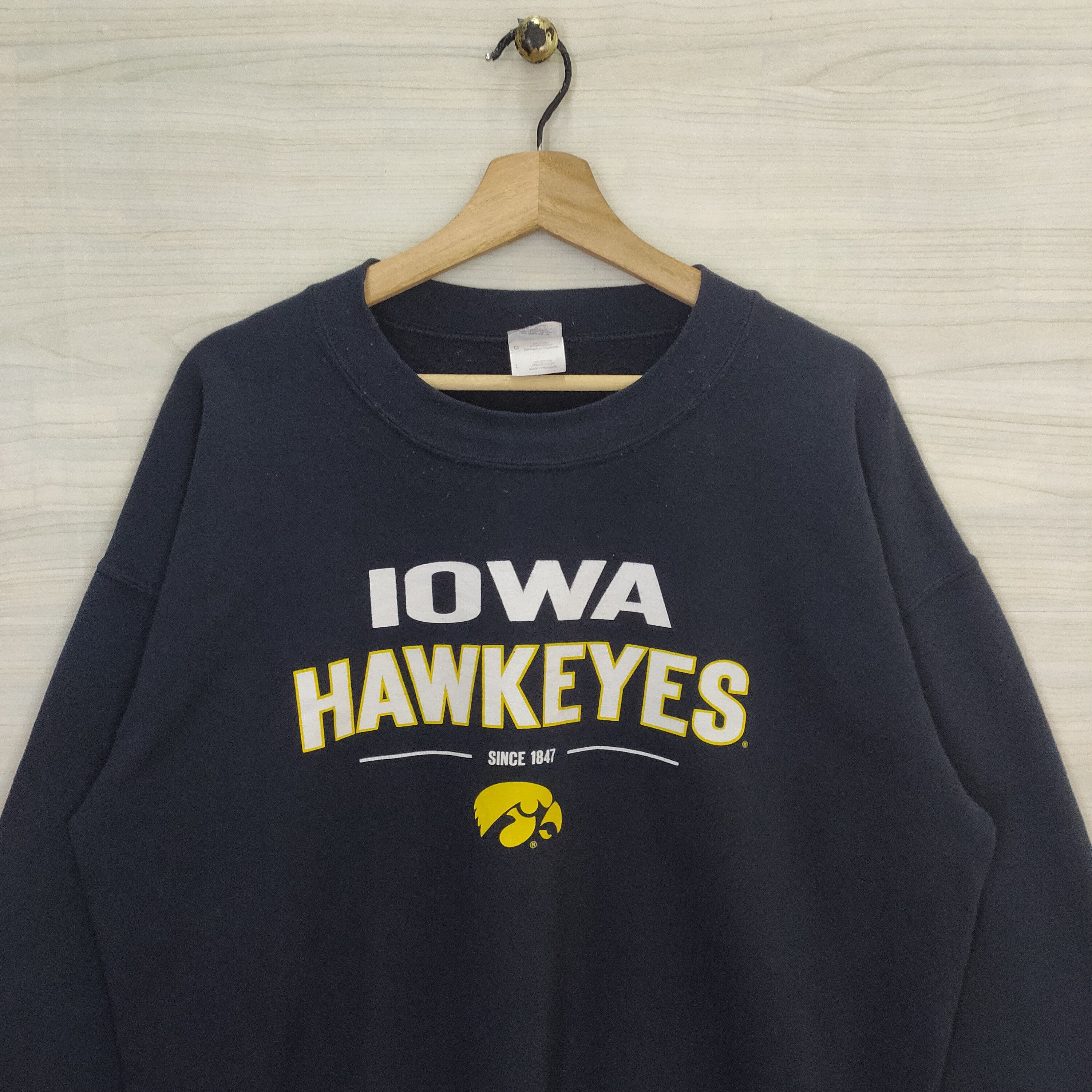 Gildan Y2K Iowa Hawkeyes Crewneck Size US L / EU 52-54 / 3 - 4 Thumbnail