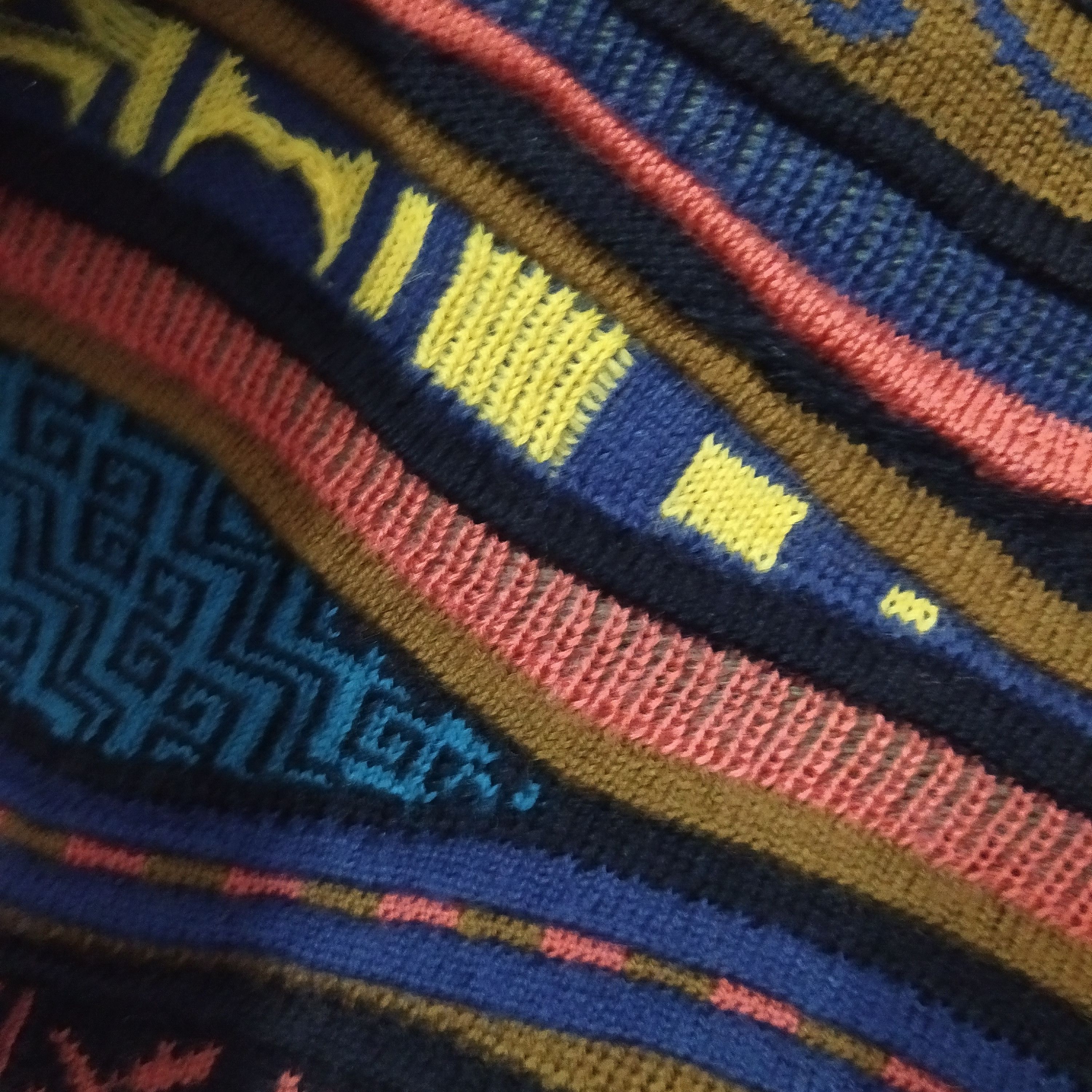 Coogi 90s GECCU BY JON LIKE COOGI KNITWEAR (D324) Size US M / EU 48-50 / 2 - 7 Thumbnail