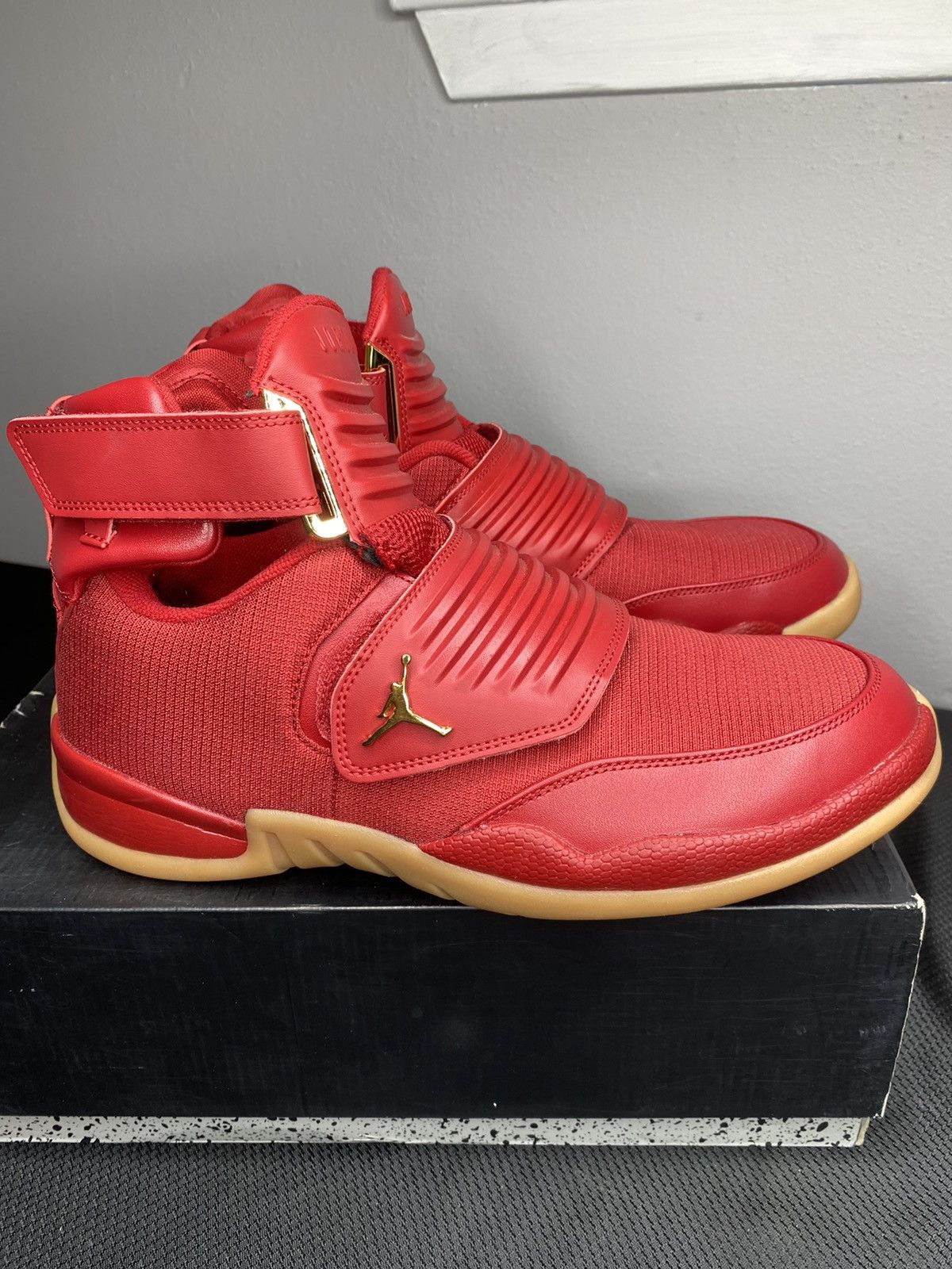 Jordan generation 23 red online