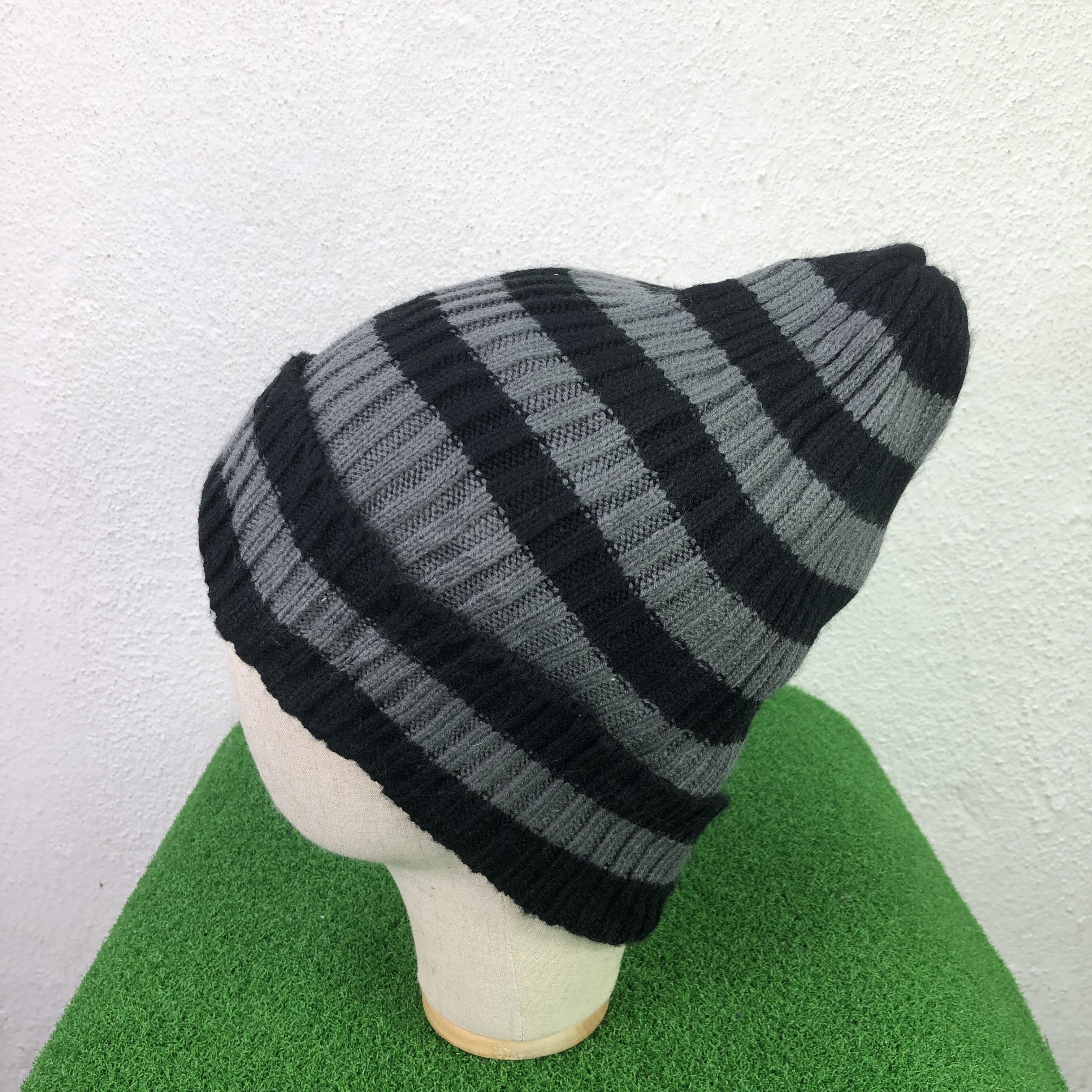 Japanese Brand Japanese Striped Beanie Hat Size ONE SIZE - 4 Thumbnail