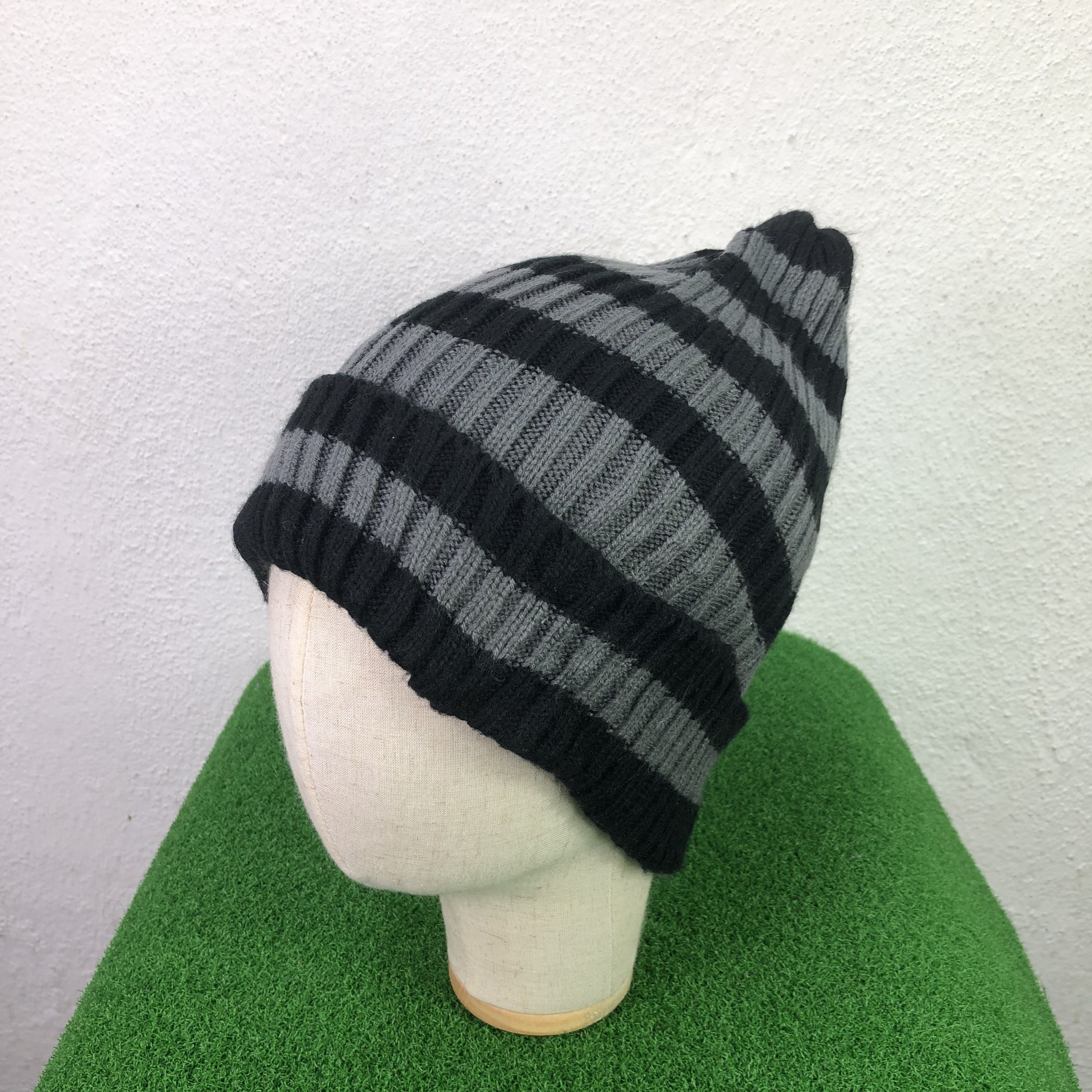 Japanese Brand Japanese Striped Beanie Hat Size ONE SIZE - 3 Thumbnail