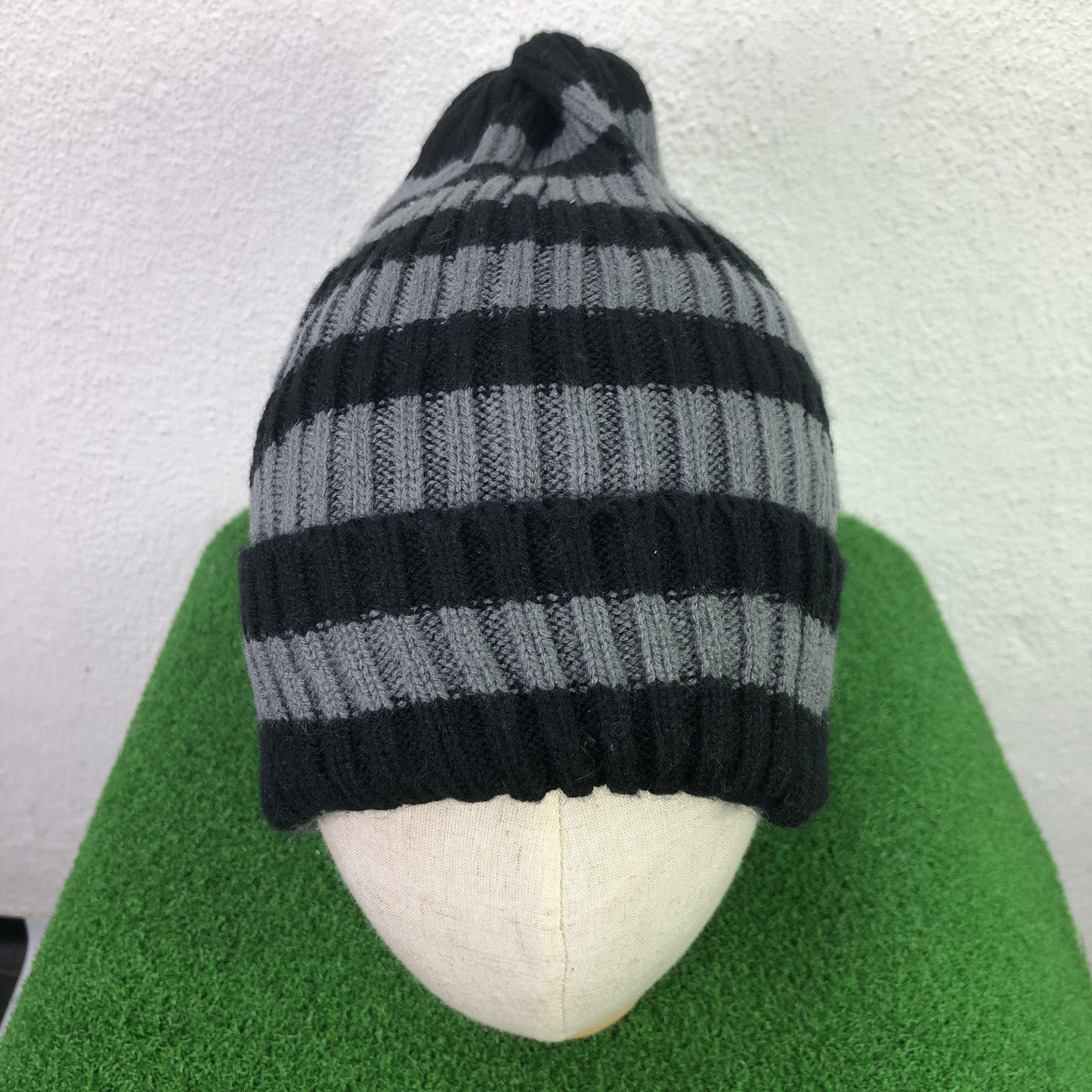 Japanese Brand Japanese Striped Beanie Hat Size ONE SIZE - 2 Thumbnail