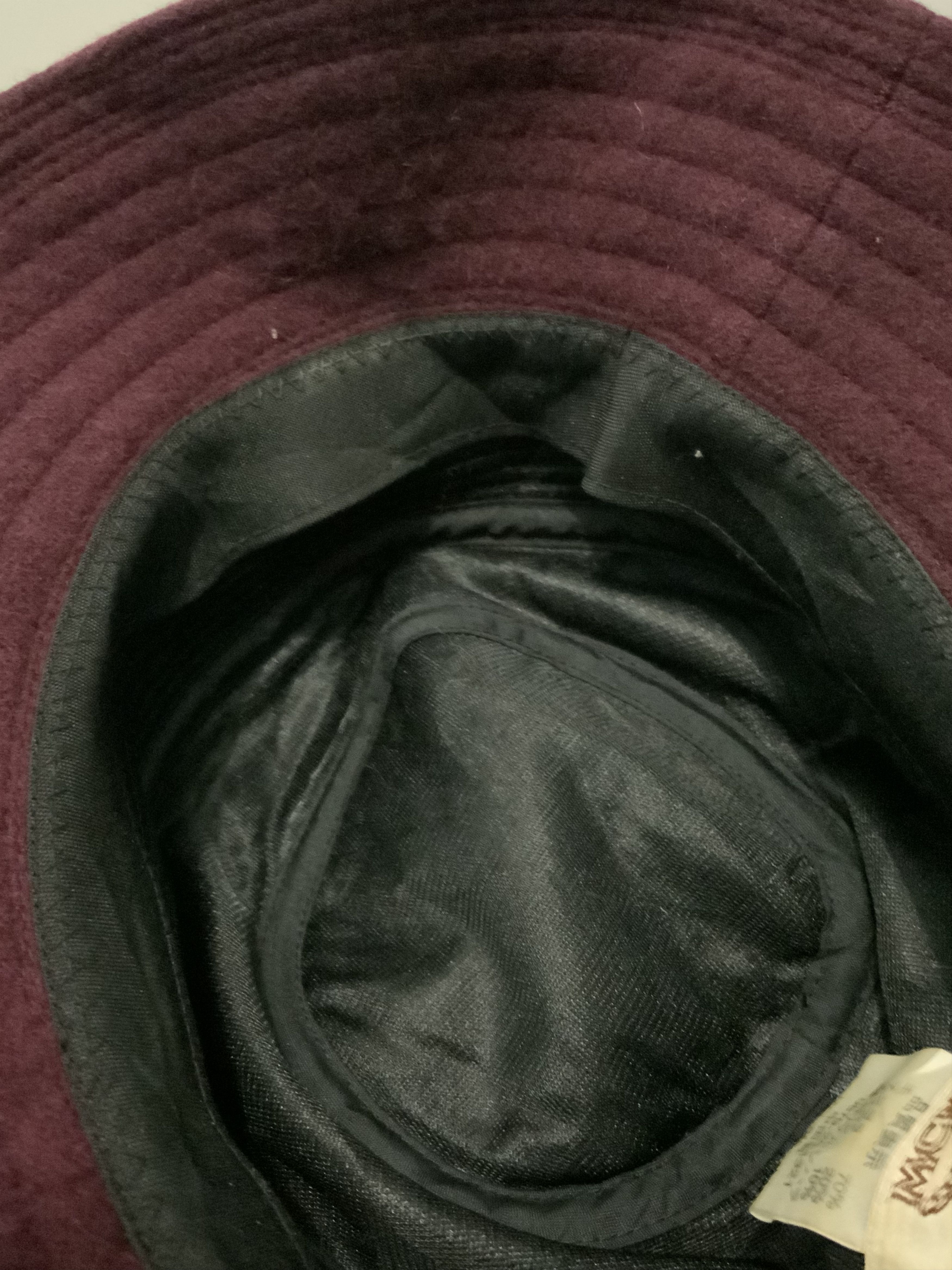 MCM MCM Legere Maroon Fur Bucket Hat Size ONE SIZE - 13 Thumbnail