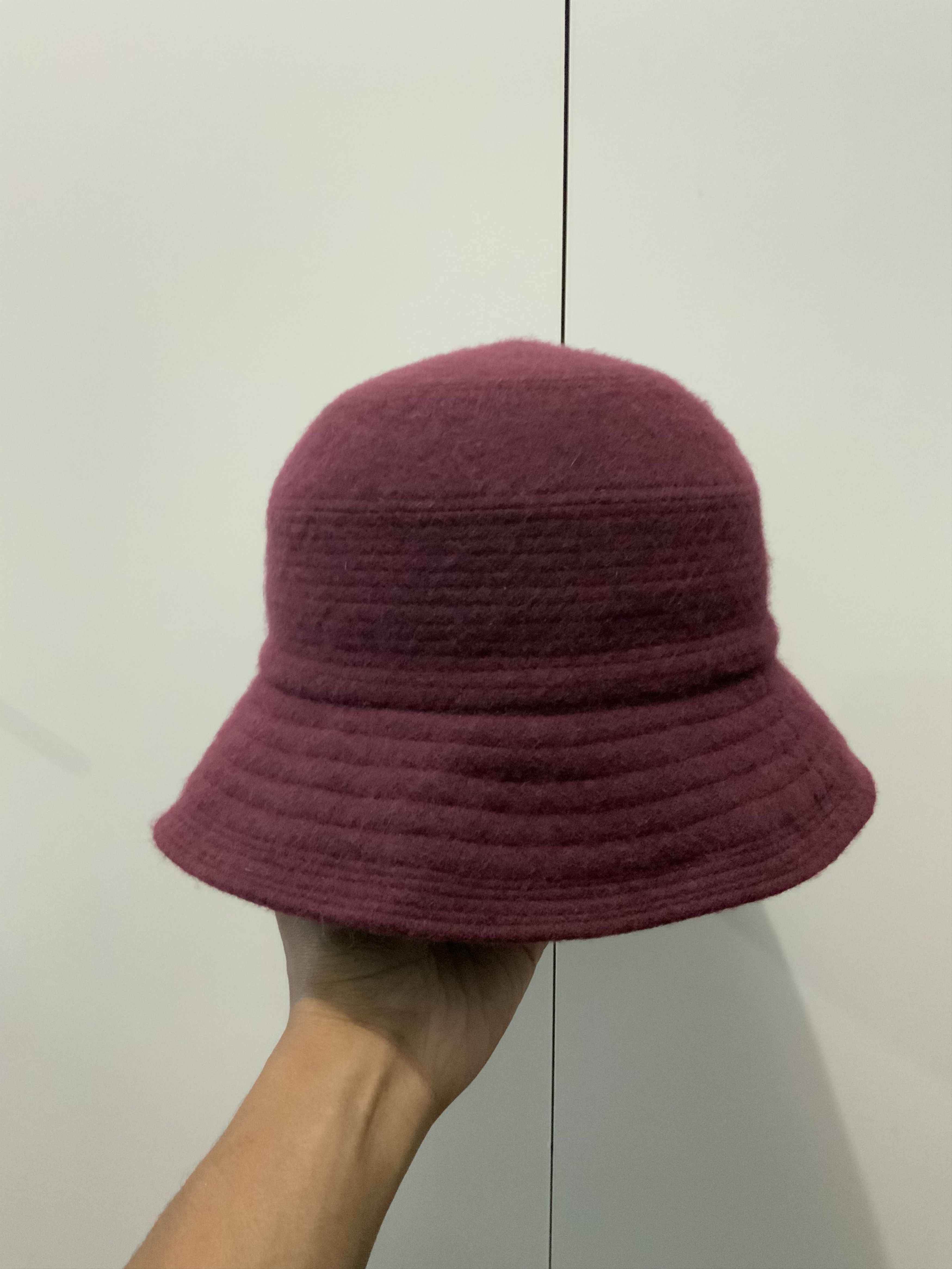 MCM MCM Legere Maroon Fur Bucket Hat Size ONE SIZE - 2 Thumbnail