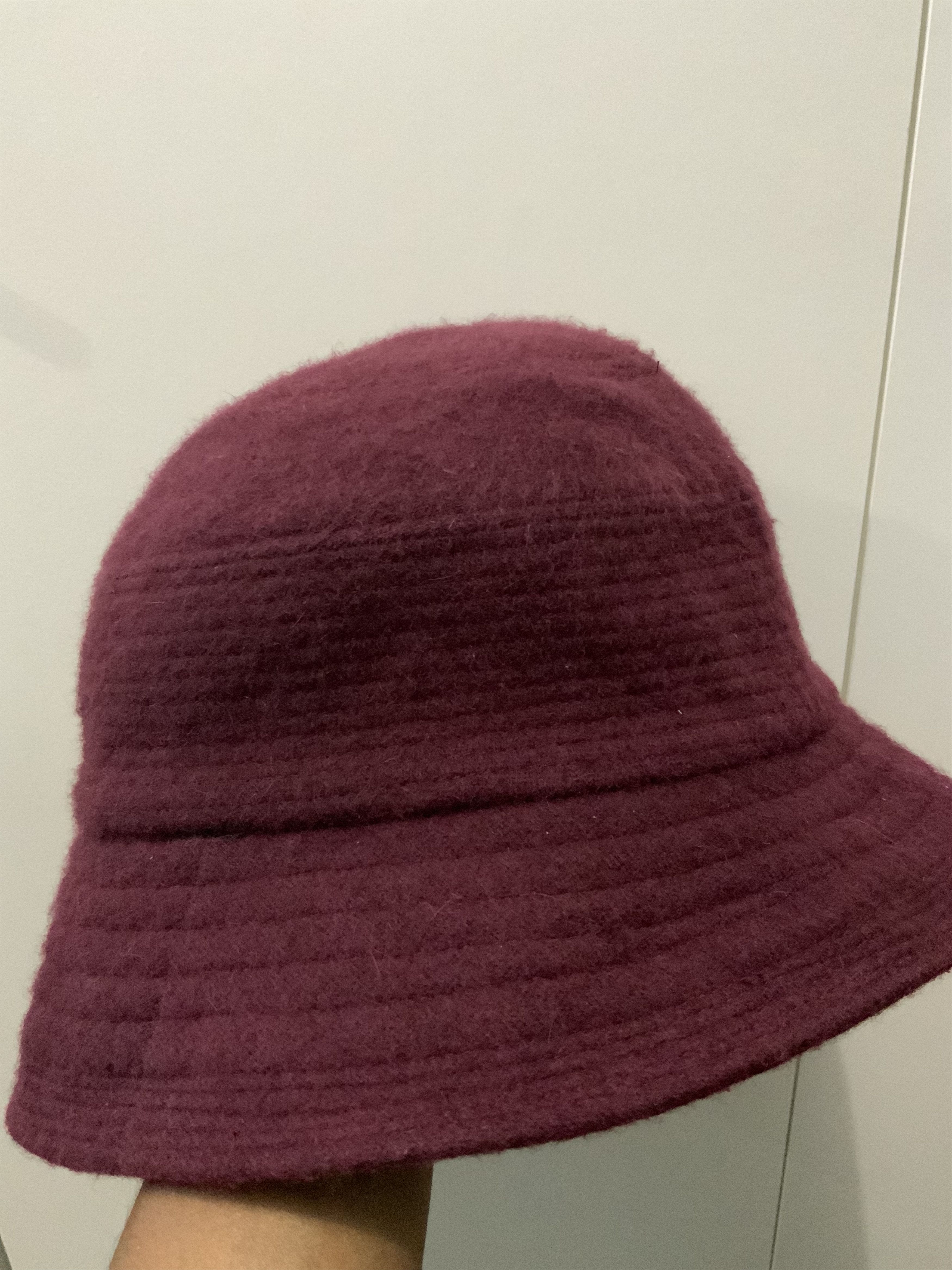 MCM MCM Legere Maroon Fur Bucket Hat Size ONE SIZE - 9 Thumbnail