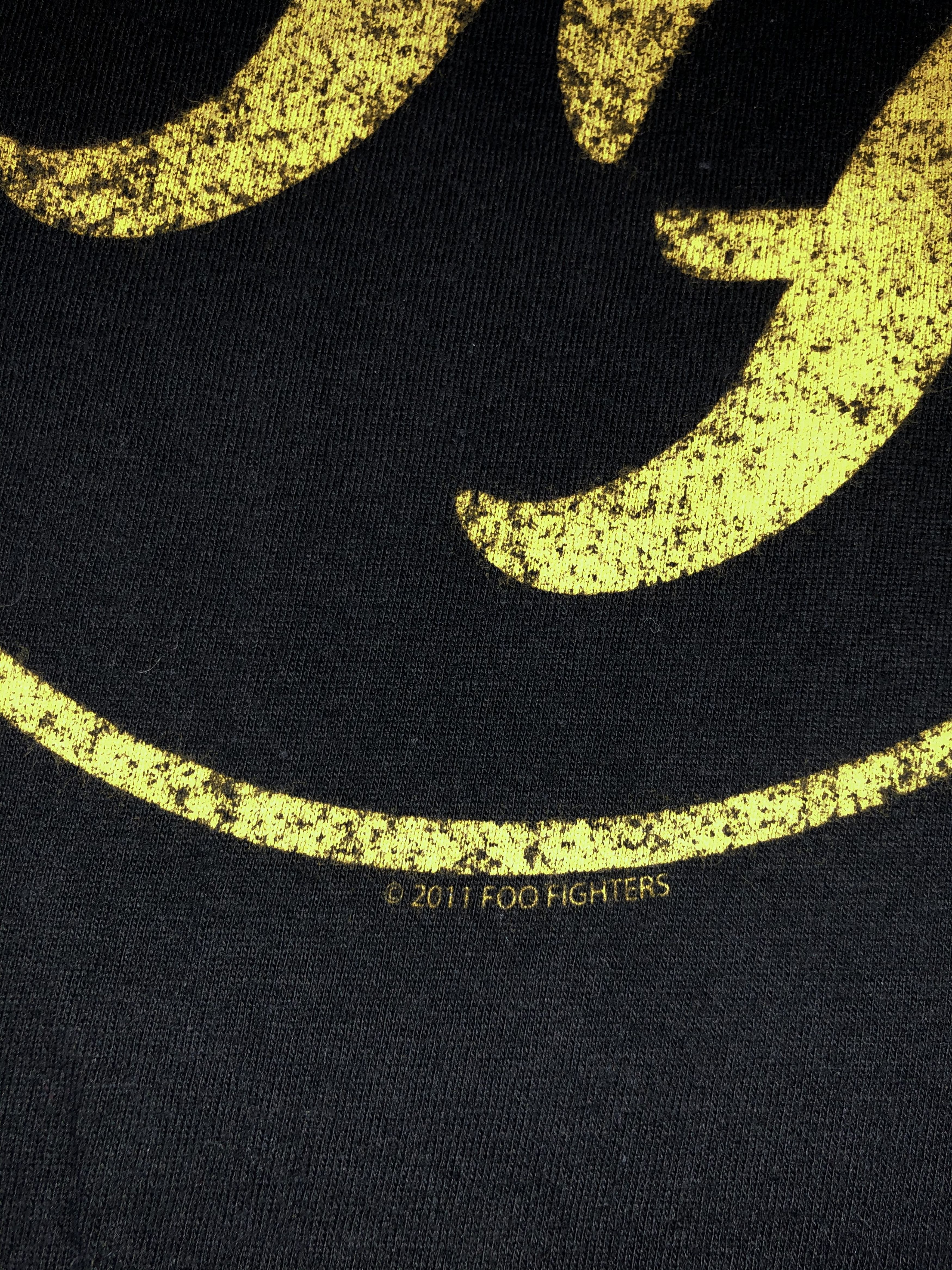 Band Tees Vintage 2011 Foo Fighters (Red Hot Chili Peppers Pearl Jam) Size US L / EU 52-54 / 3 - 5 Thumbnail