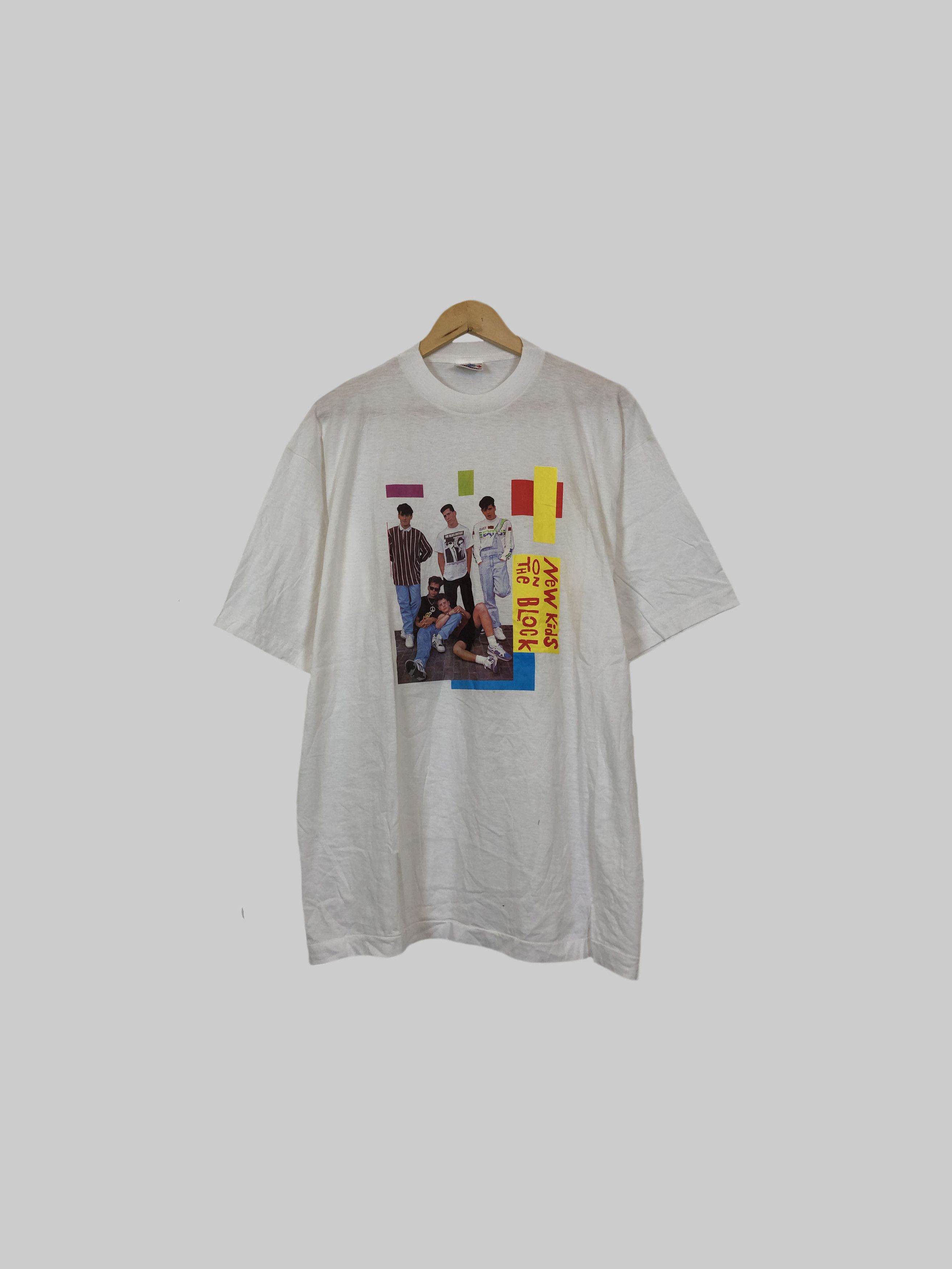 Band Tees Vintage 90s New Kids On The Block t-shirt Size US L / EU 52-54 / 3 - 1 Thumbnail