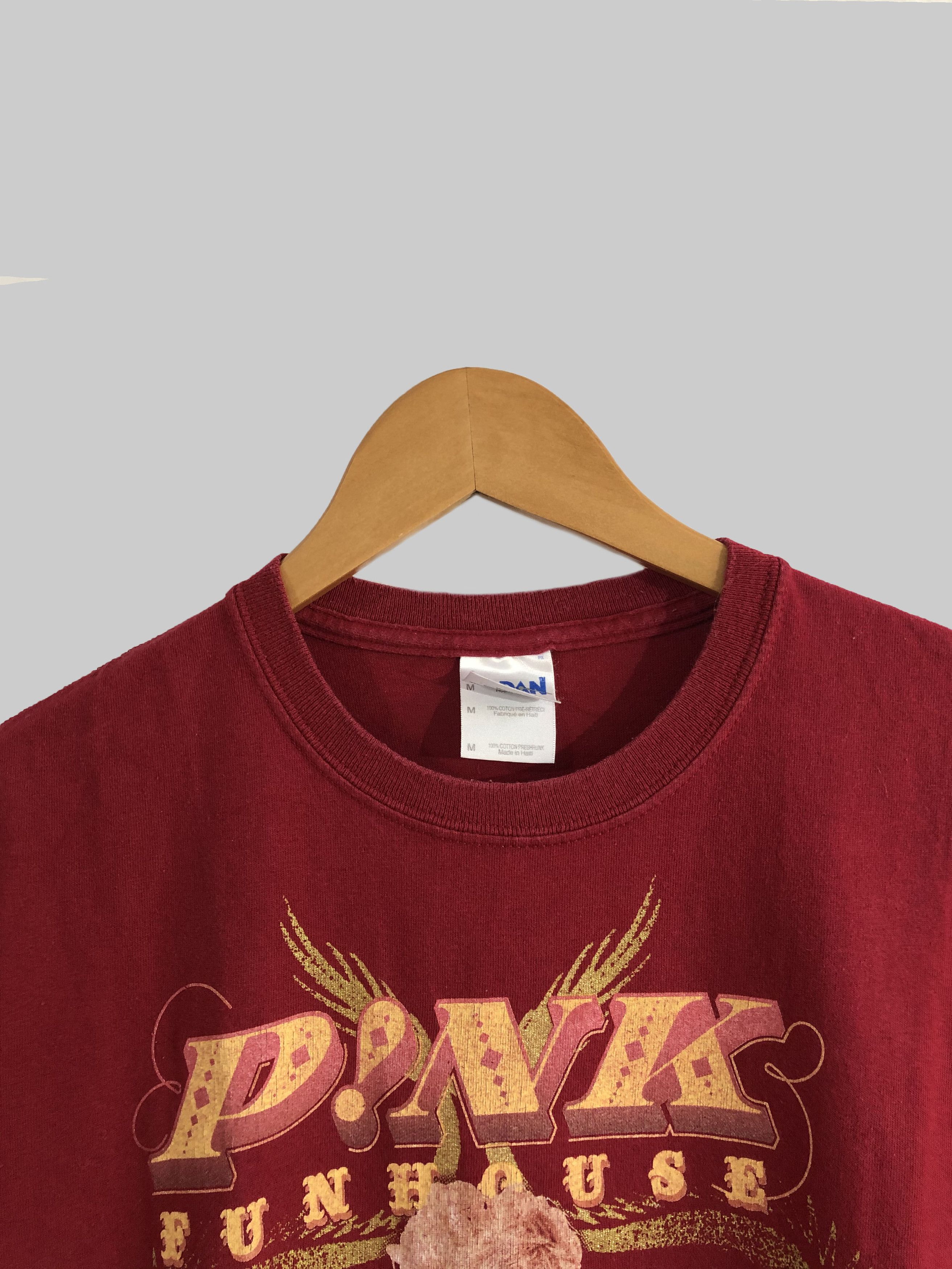 Band Tees Vintage 2009 Pink (Britney Spears Beyoncé Rihanna Perry) Size US M / EU 48-50 / 2 - 3 Thumbnail