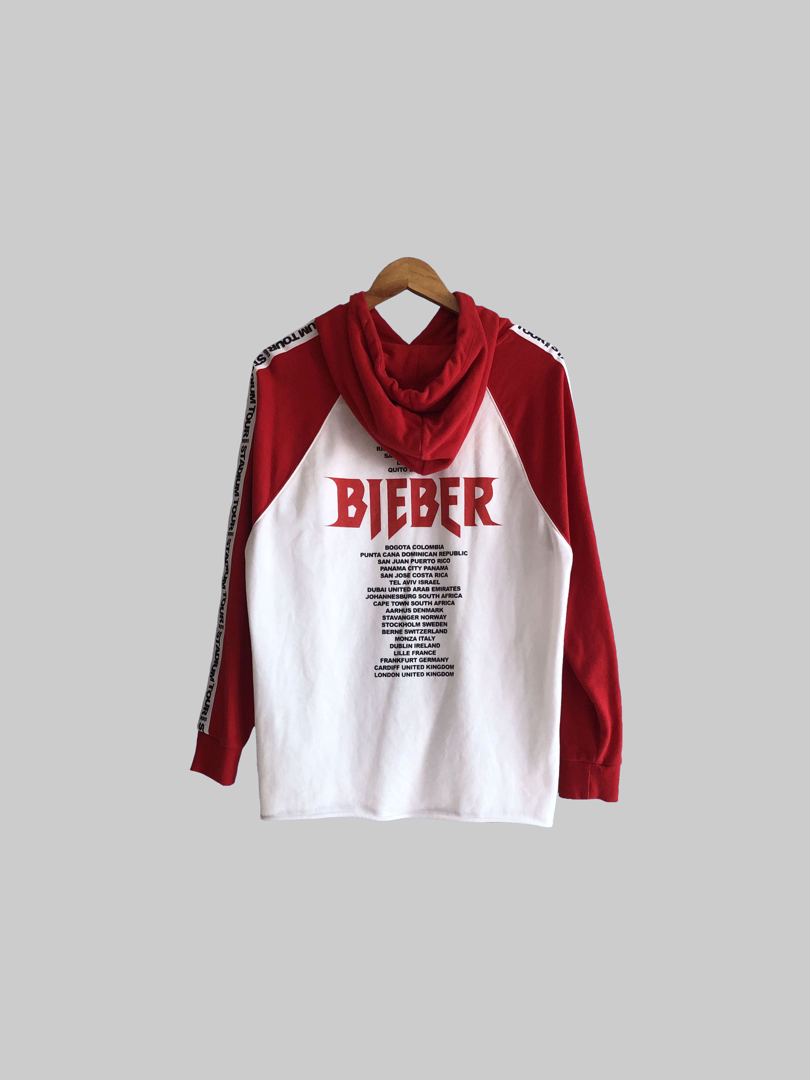 Band Tees Vintage Justin Bieber Purpose Tour (size XS/S) Size US XS / EU 42 / 0 - 5 Thumbnail