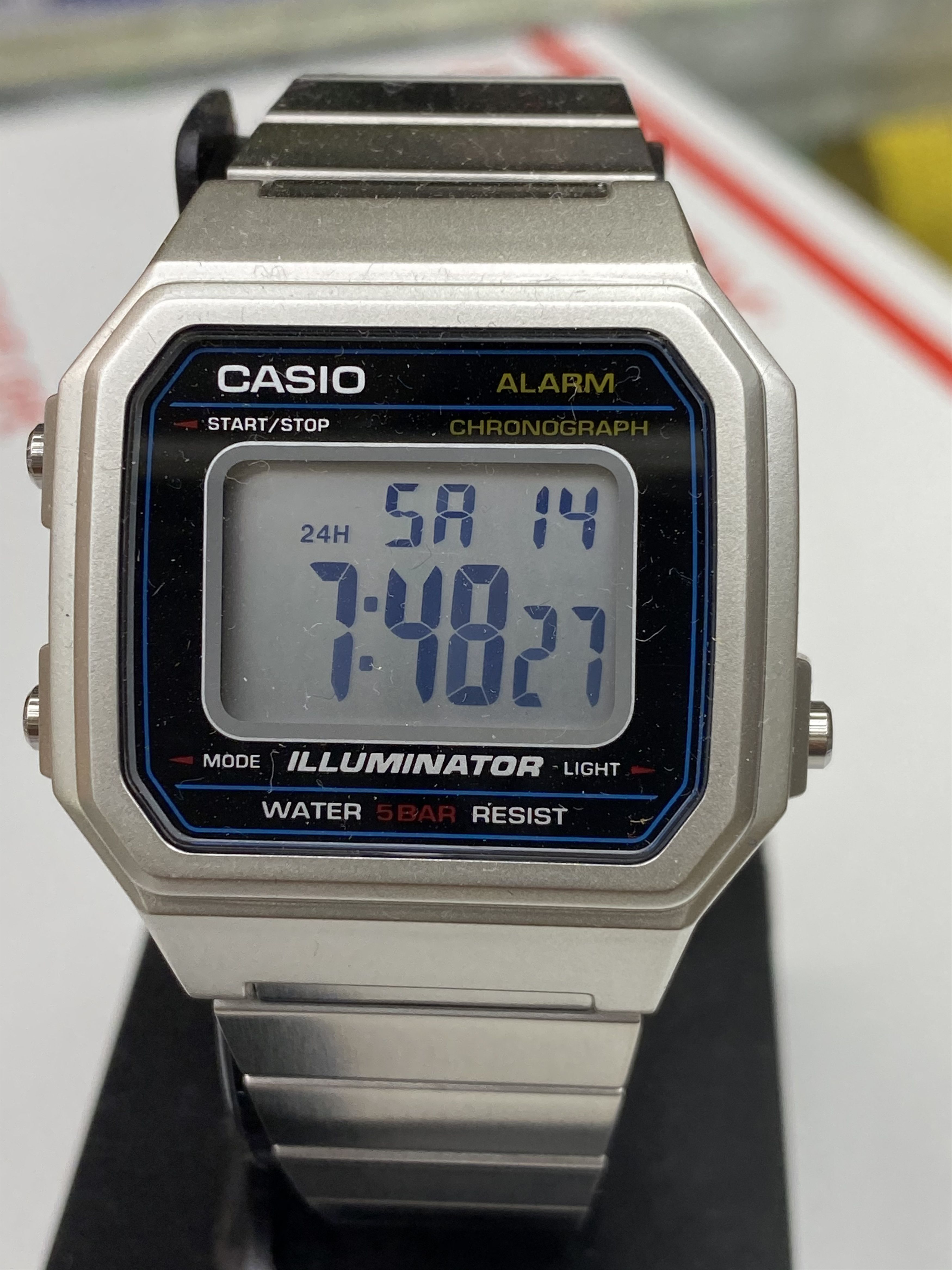 Casio Watch Stainless Steel for MEN Size Brand New Item