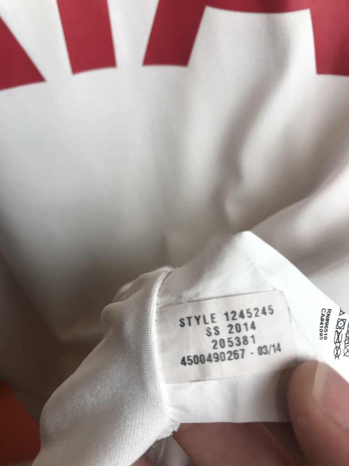 Under Armour Tottenham soccer jersey vintage Size US M / EU 48-50 / 2 - 6 Thumbnail