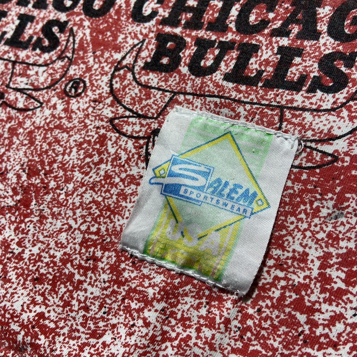 NBA × Vintage Vintage 90s Chicago Bulls All Over Print Single Stitch Tee Size US XL / EU 56 / 4 - 14 Thumbnail