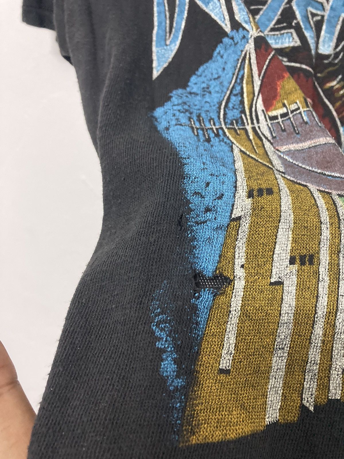 Band Tees Vintage 80s Paper Thin Def Leppard Pyromania Bootleg Shirt Size US S / EU 44-46 / 1 - 7 Thumbnail