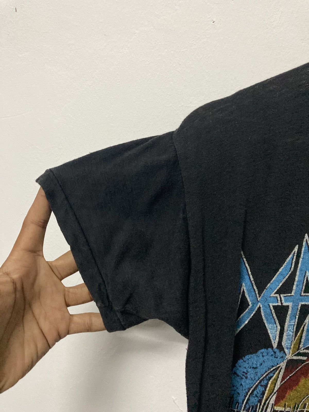 Band Tees Vintage 80s Paper Thin Def Leppard Pyromania Bootleg Shirt Size US S / EU 44-46 / 1 - 5 Thumbnail