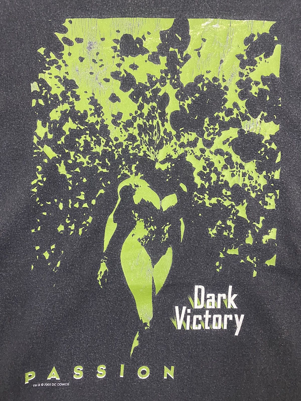 DC Comics vintage 2000 DARK VICTORY passion batman comic t-shirts Size US L / EU 52-54 / 3 - 3 Thumbnail