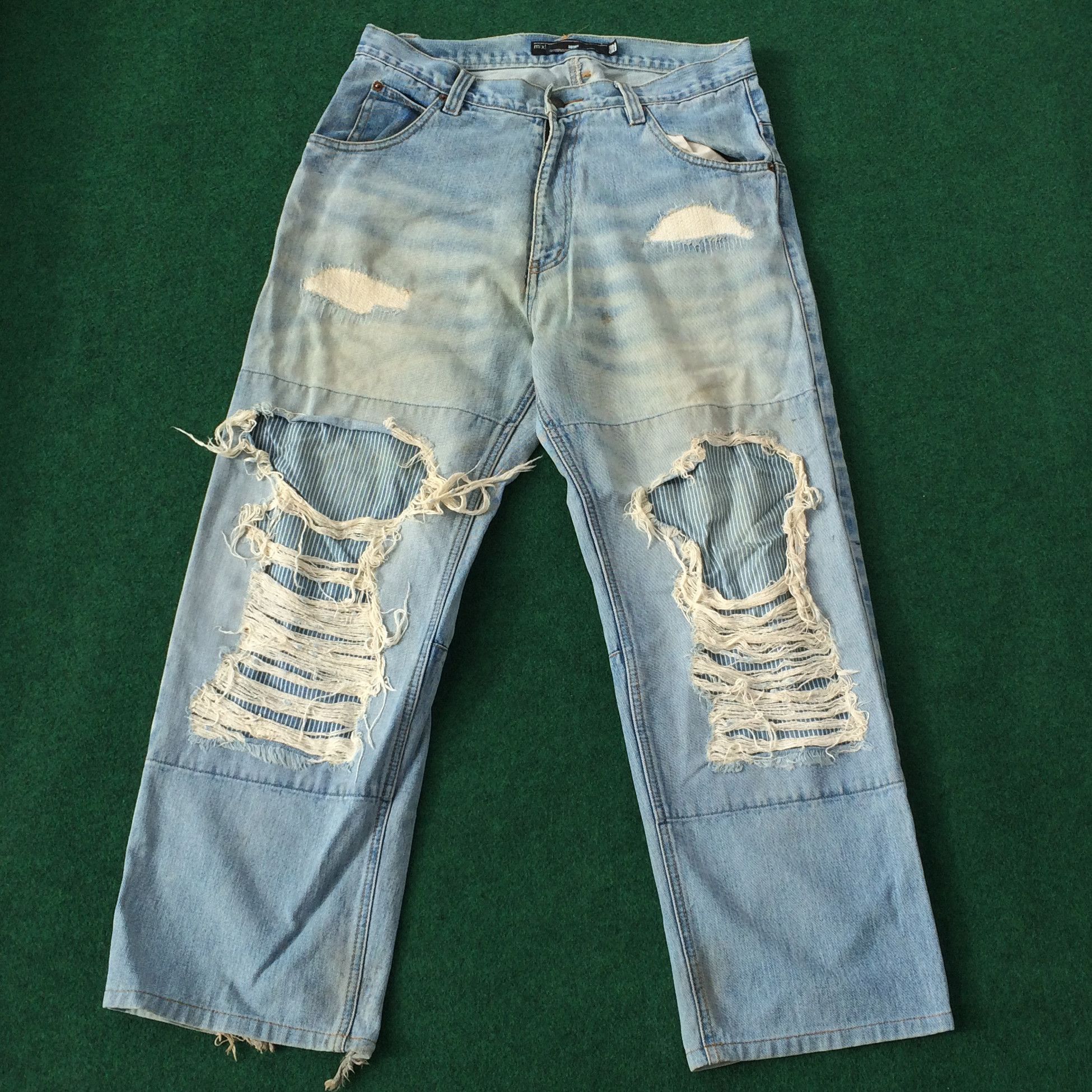 Japanese Brand × Number (N)ine Vtg BreathMINT Japan Denim Distressed Baggy Trouser Jeans Size US 32 / EU 48 - 1 Thumbnail