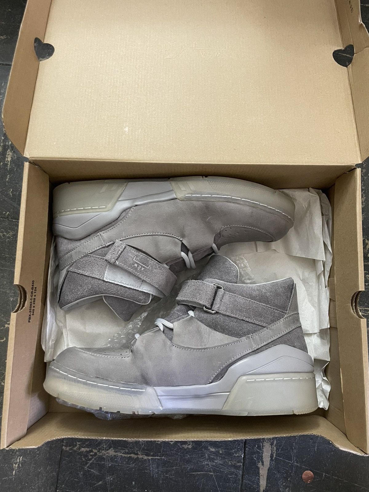 waterproof mens walking trainers