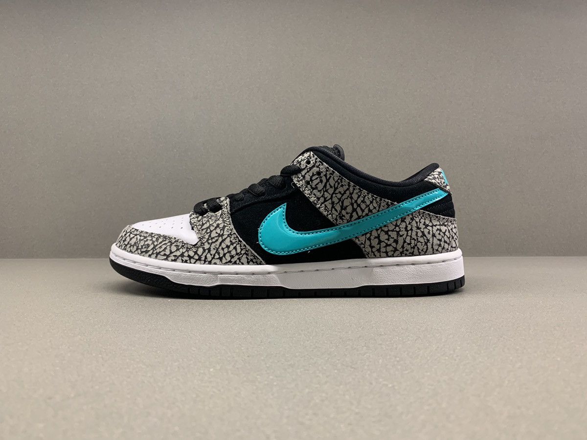 Nike × atmos Nike SB Dunk Low Atmos Elephant Size US 8.5 / EU 41-42 - 4 Thumbnail