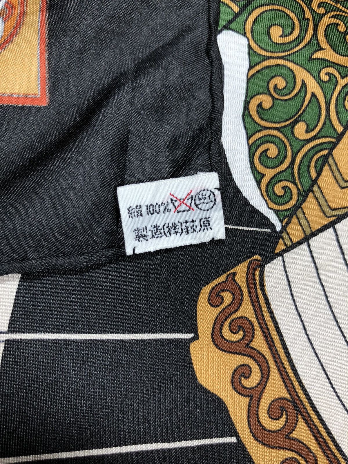 Japanese Brand Silk Museum Representations Of Kimono’s In Japanese Scarf Size ONE SIZE - 7 Thumbnail