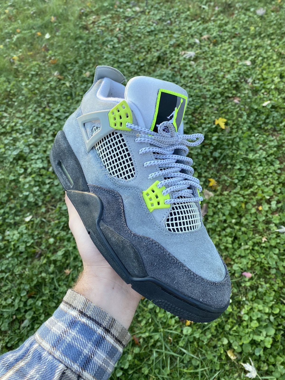 retro 4 neon