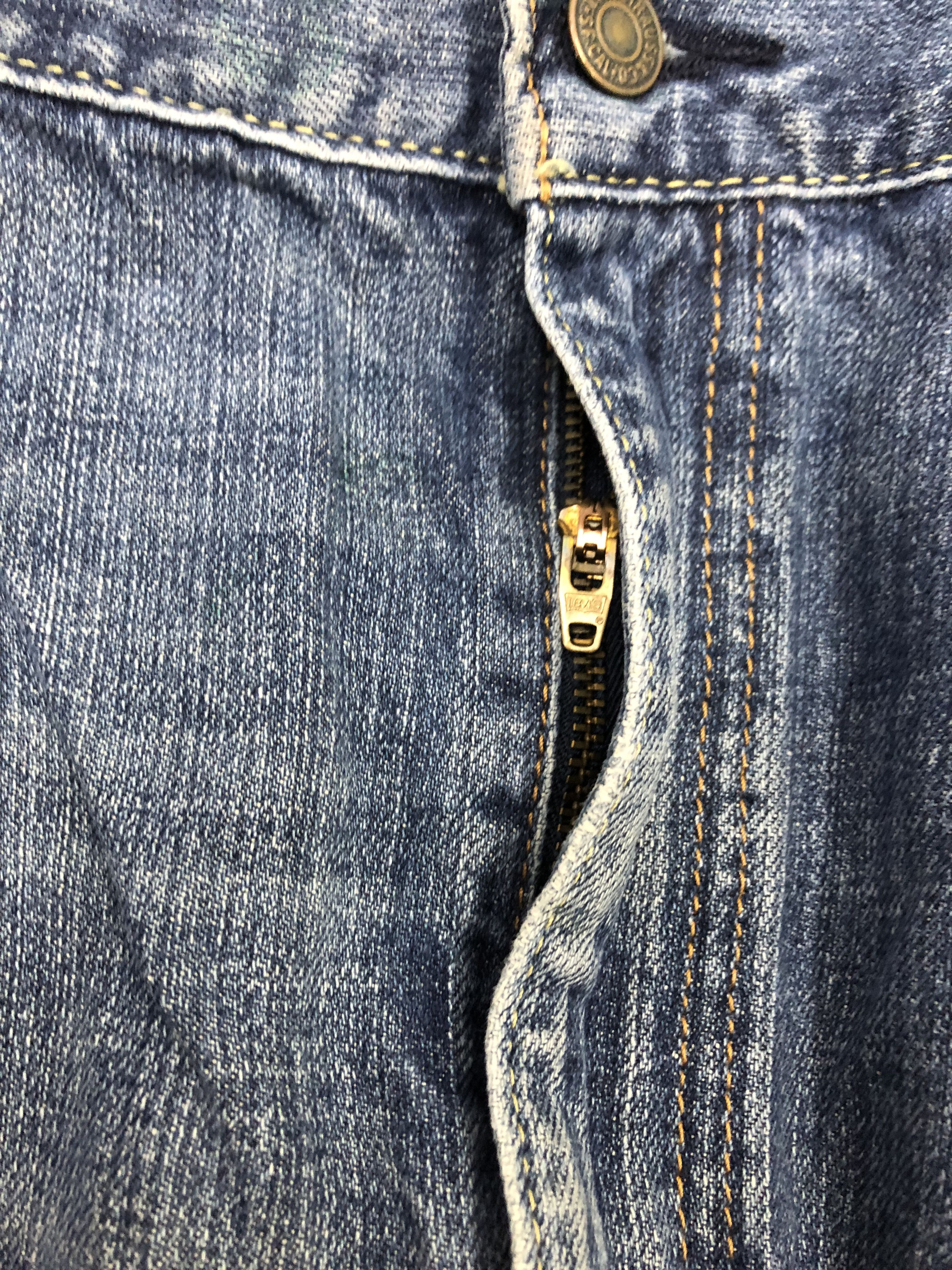 Levi's Vintage Levis 505 Sun Faded Denim DP1287 Size US 41 - 11 Thumbnail