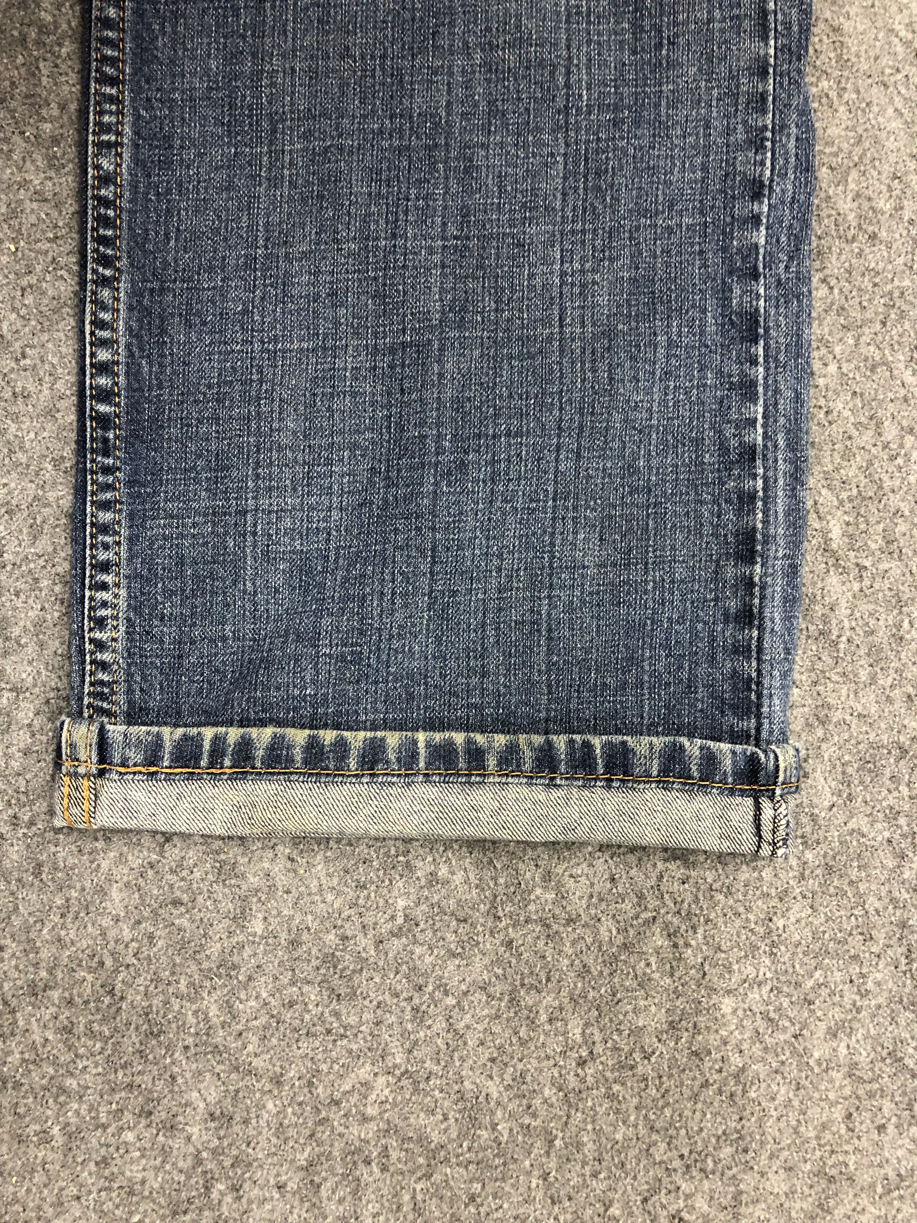 Levi's Vintage Levis 505 Sun Faded Denim DP1287 Size US 41 - 12 Thumbnail