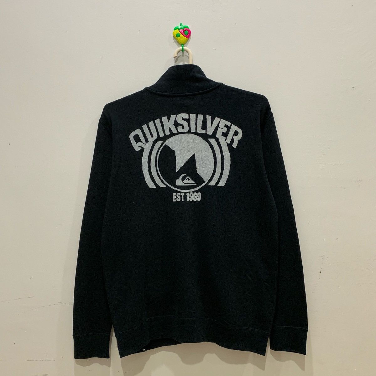 Japanese Brand × Quicksilver × Vintage QUIKSILVER Sweatshirts Big Spellout Size XL...Fits Size L Size US L / EU 52-54 / 3 - 7 Thumbnail