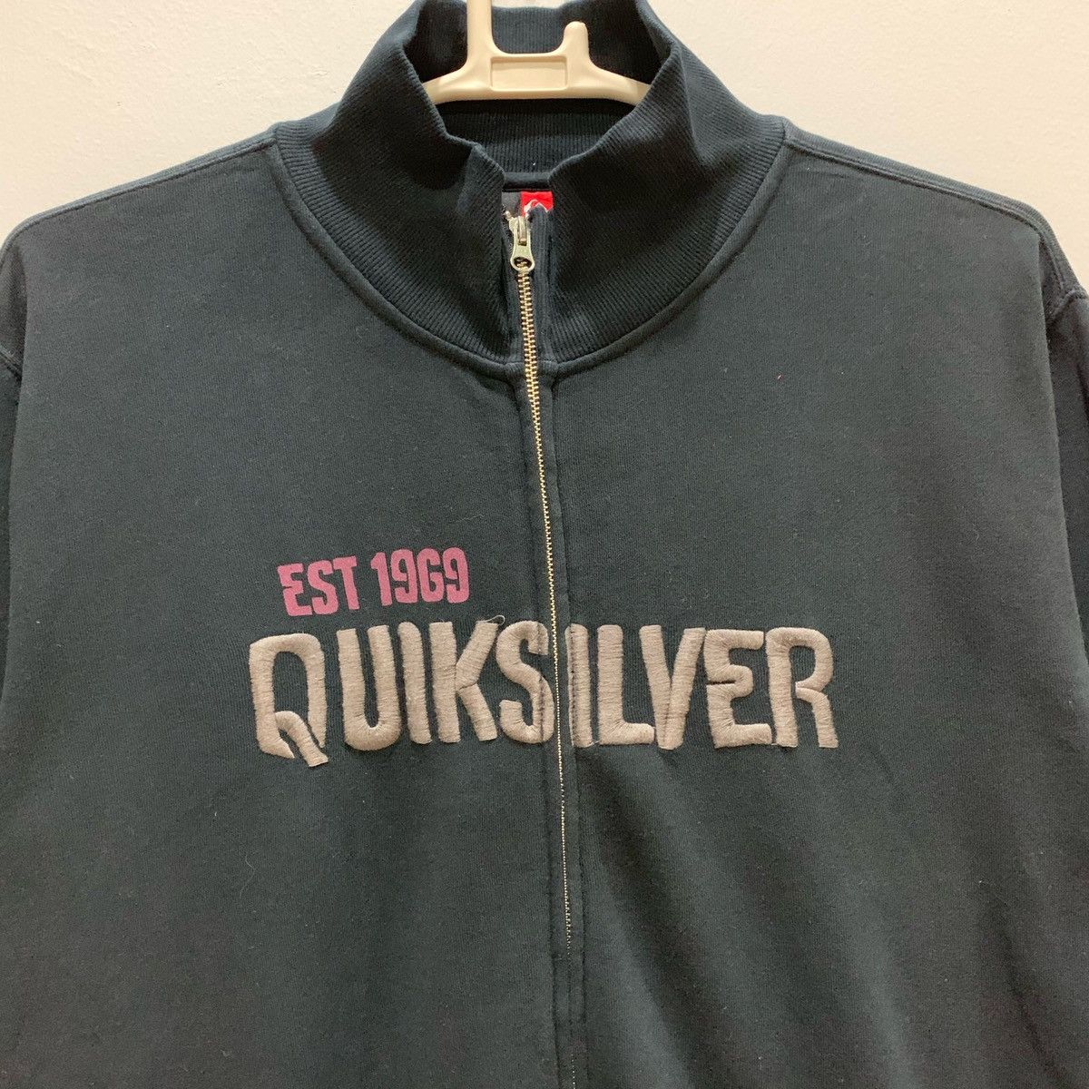 Japanese Brand × Quicksilver × Vintage QUIKSILVER Sweatshirts Big Spellout Size XL...Fits Size L Size US L / EU 52-54 / 3 - 3 Thumbnail