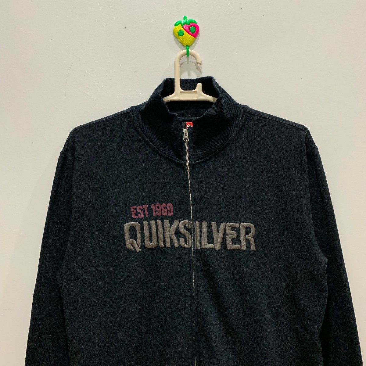 Japanese Brand × Quicksilver × Vintage QUIKSILVER Sweatshirts Big Spellout Size XL...Fits Size L Size US L / EU 52-54 / 3 - 2 Thumbnail