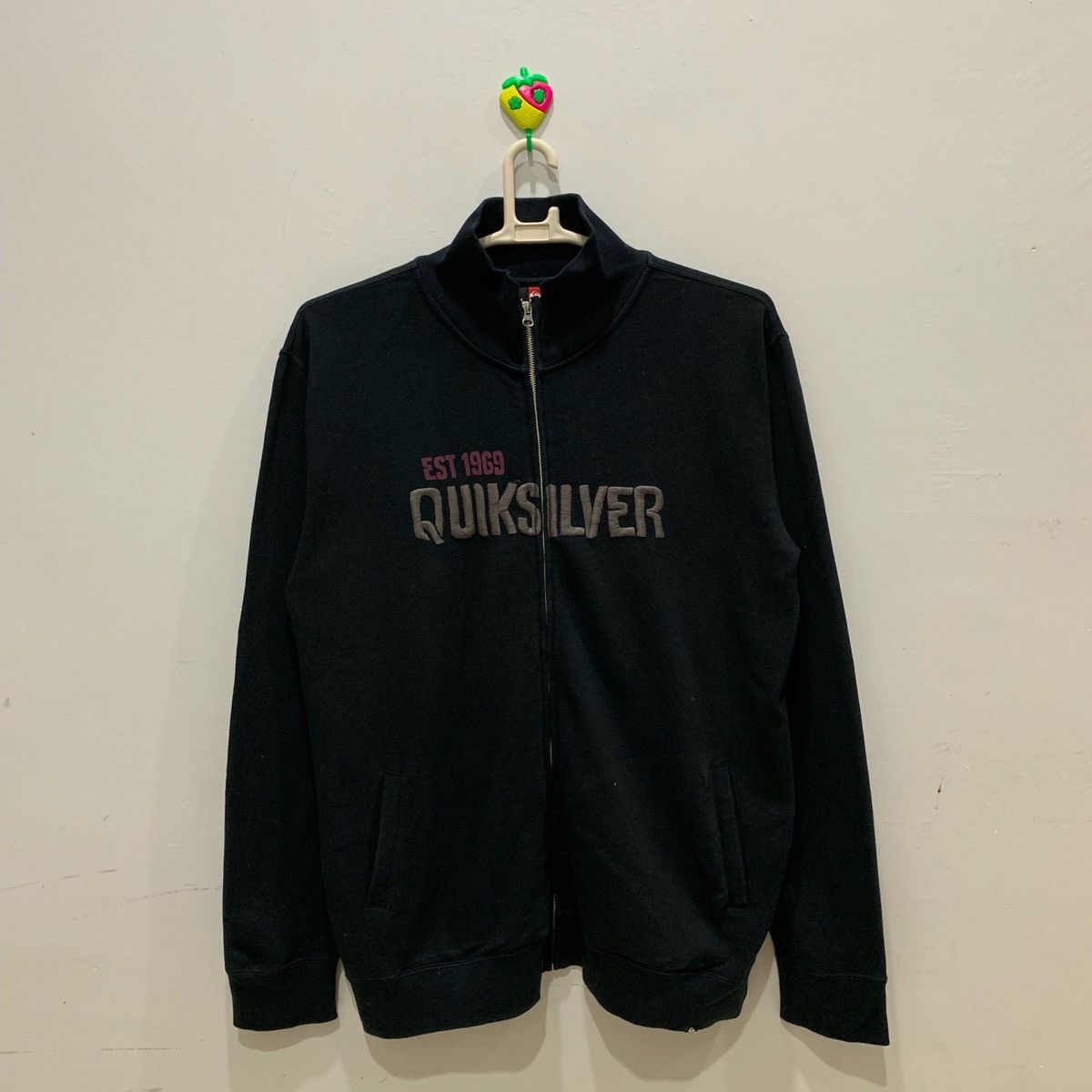 Japanese Brand × Quicksilver × Vintage QUIKSILVER Sweatshirts Big Spellout Size XL...Fits Size L Size US L / EU 52-54 / 3 - 1 Thumbnail