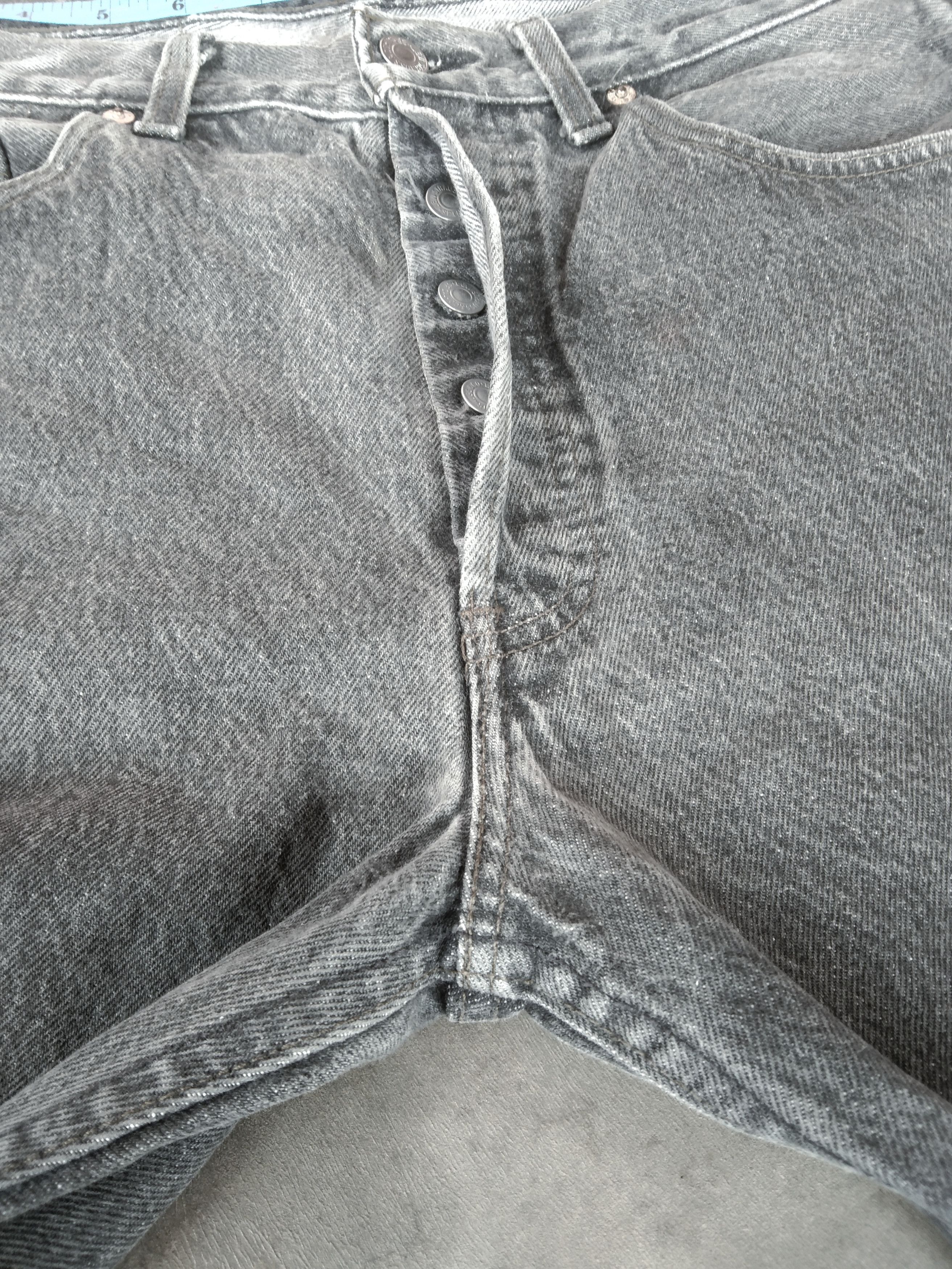 Levi's × Vintage 90s Vintage Levis 501 Grey Distressed Jeans 32x32 Size US 32 / EU 48 - 9 Thumbnail