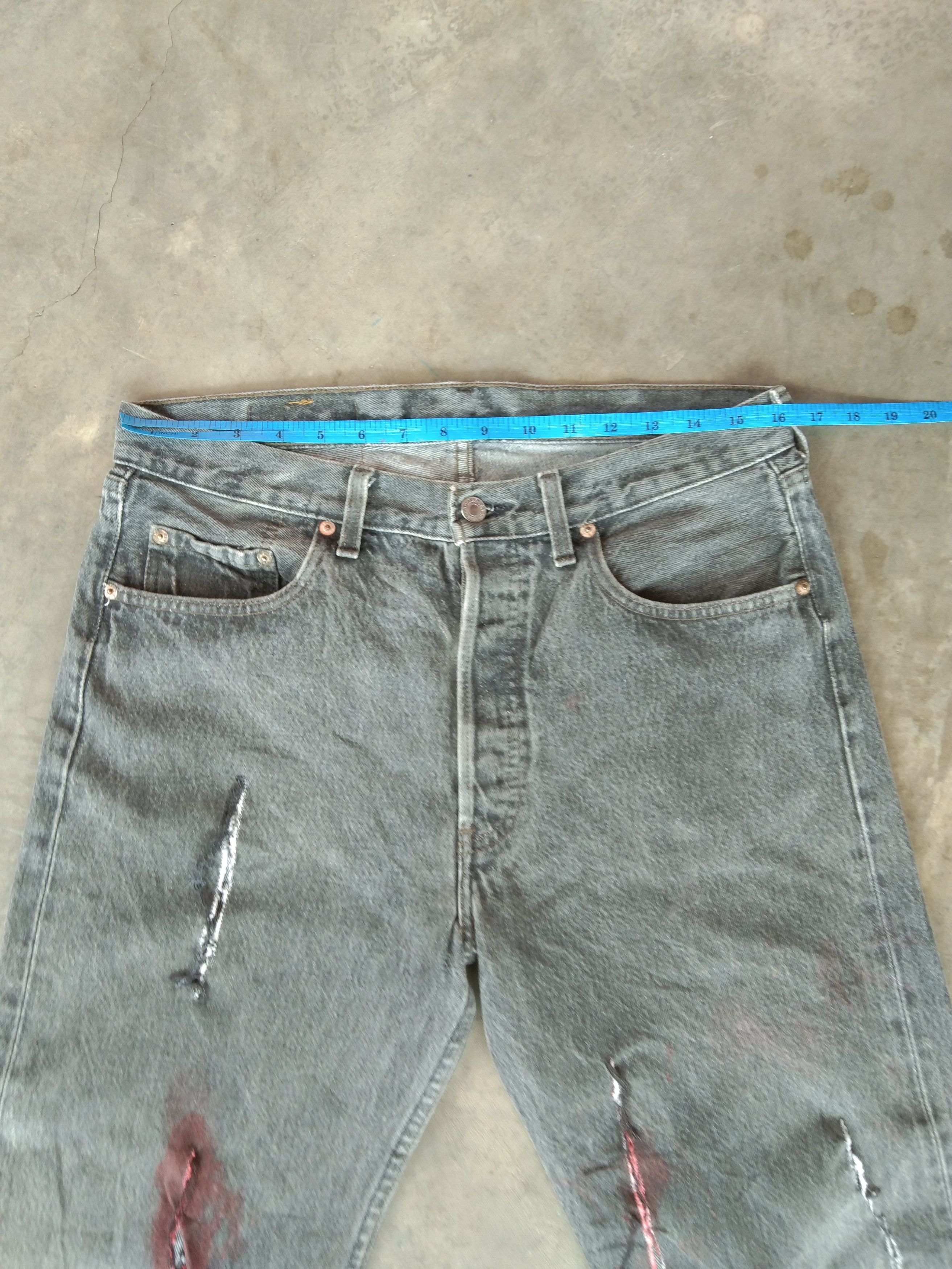 Levi's × Vintage 90s Vintage Levis 501 Grey Distressed Jeans 32x32 Size US 32 / EU 48 - 6 Thumbnail