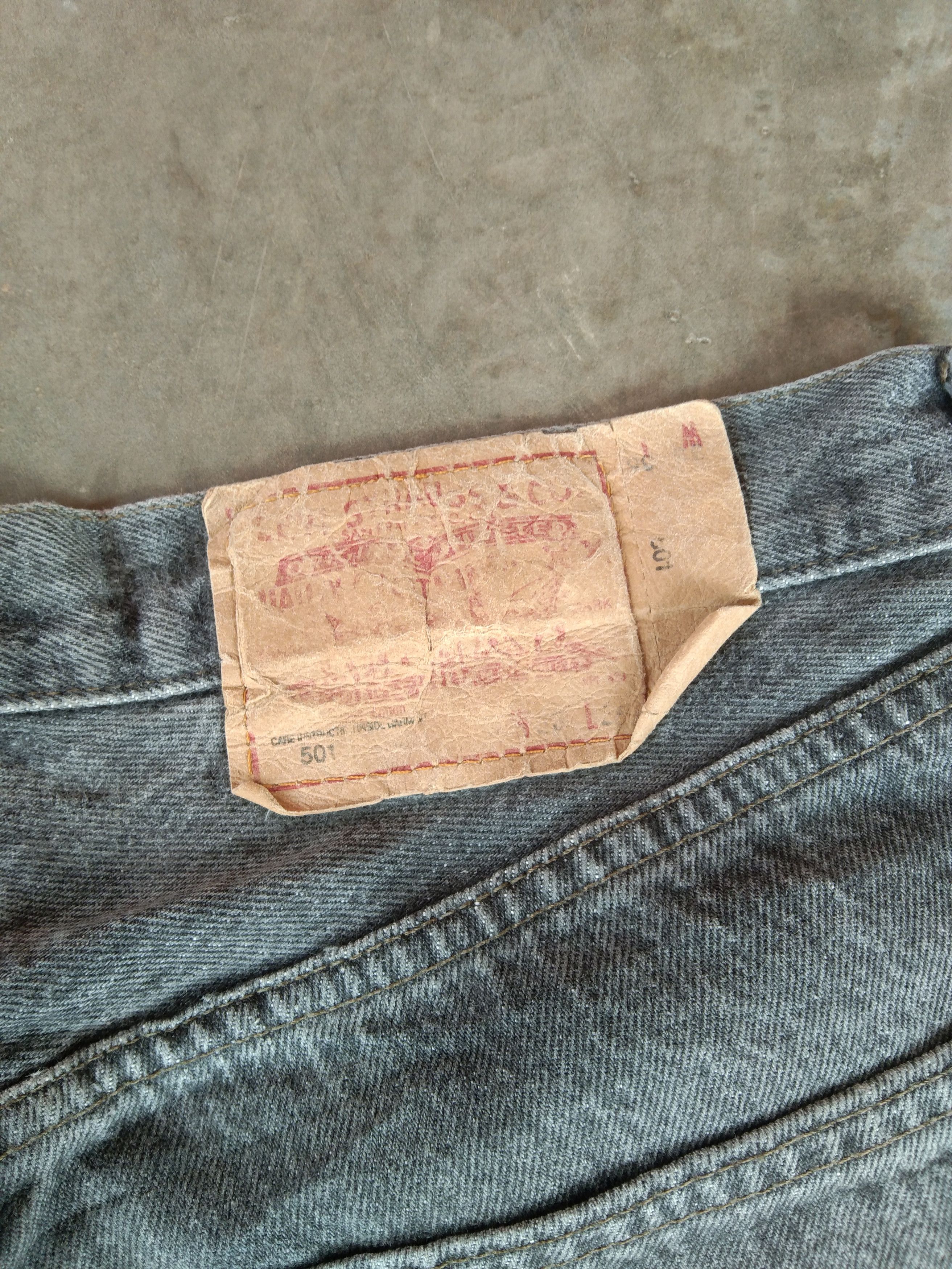 Levi's × Vintage 90s Vintage Levis 501 Grey Distressed Jeans 32x32 Size US 32 / EU 48 - 4 Thumbnail