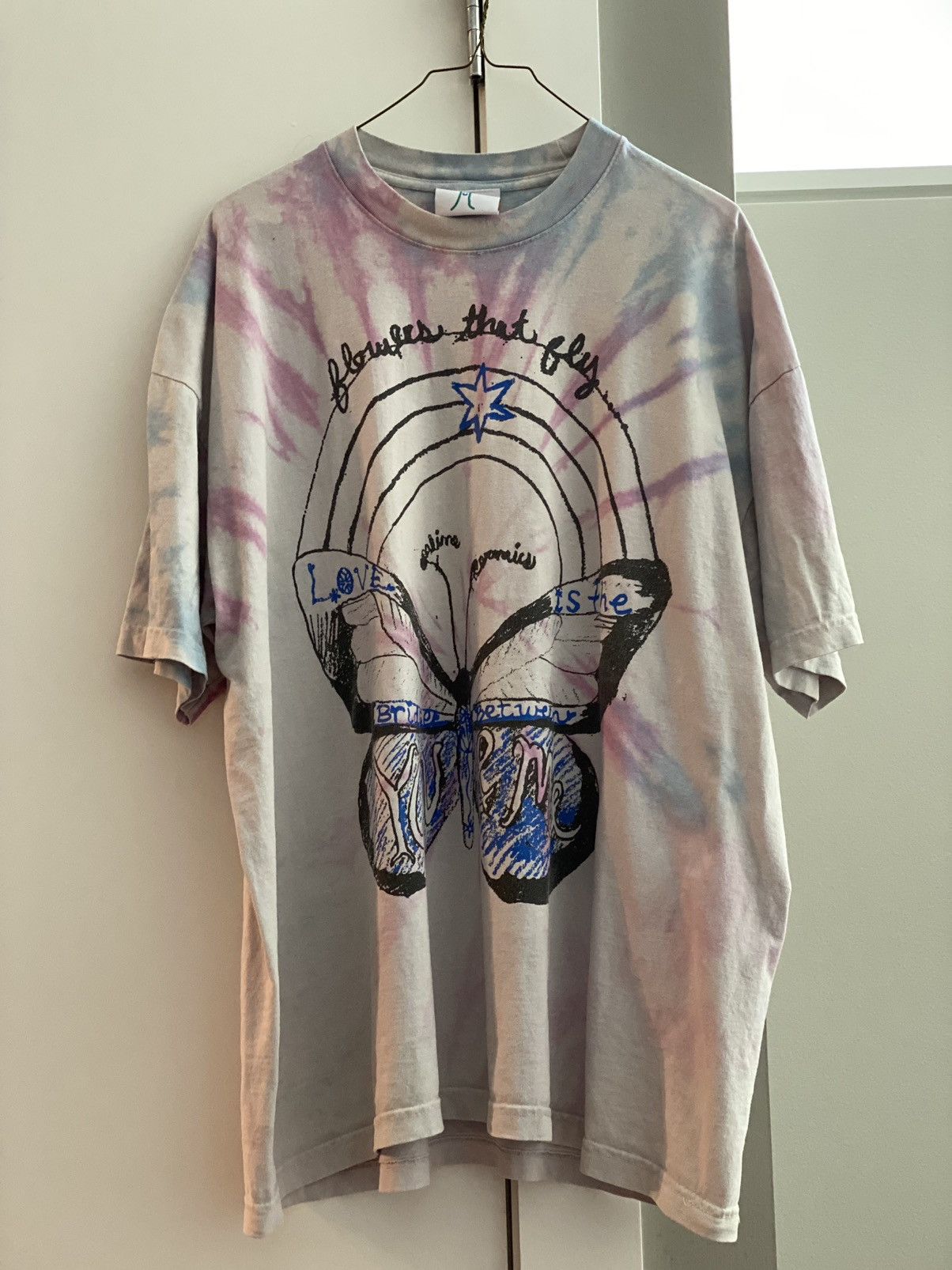 Online Ceramics Online Ceramics “Flowers That Fly” tee Size US XL / EU 56 / 4 - 2 Thumbnail