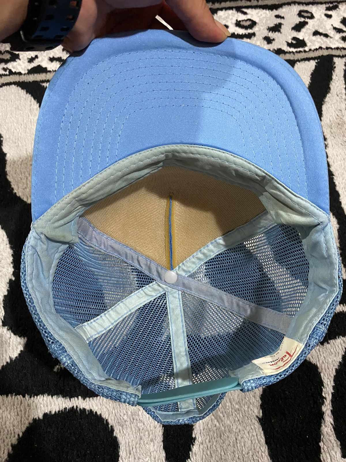 Other " SHIT HAPPENS " Trucker Hat Rare Size ONE SIZE - 8 Thumbnail