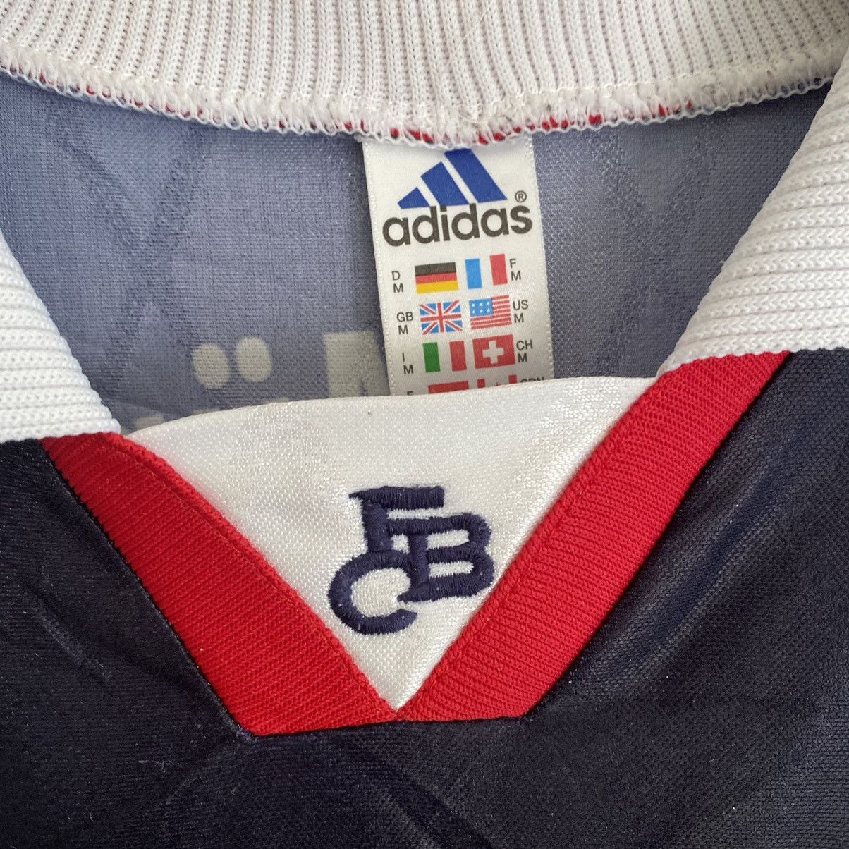 Vintage Bayern Munich Jersey 1997-1999 Mehmet Scholl Size US M / EU 48-50 / 2 - 11 Thumbnail