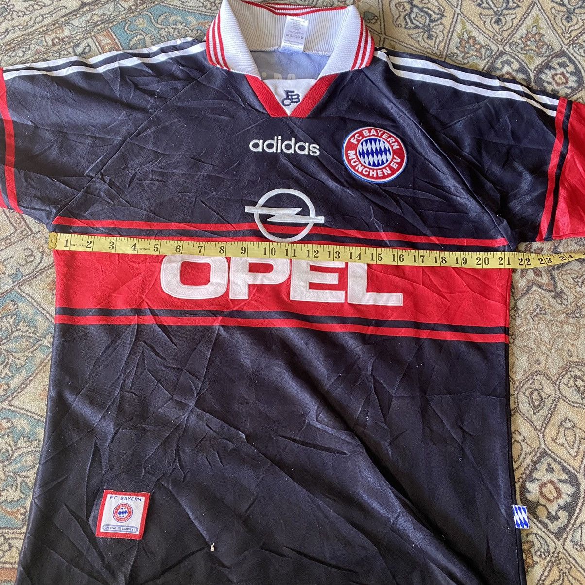 Vintage Bayern Munich Jersey 1997-1999 Mehmet Scholl Size US M / EU 48-50 / 2 - 16 Thumbnail