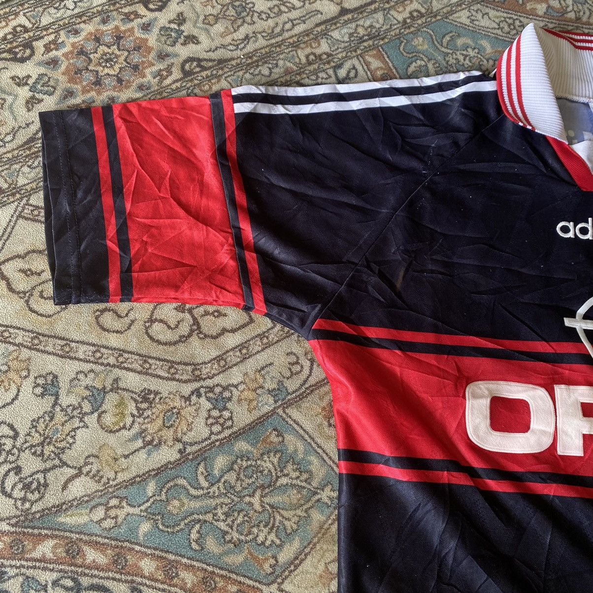 Vintage Bayern Munich Jersey 1997-1999 Mehmet Scholl Size US M / EU 48-50 / 2 - 18 Thumbnail