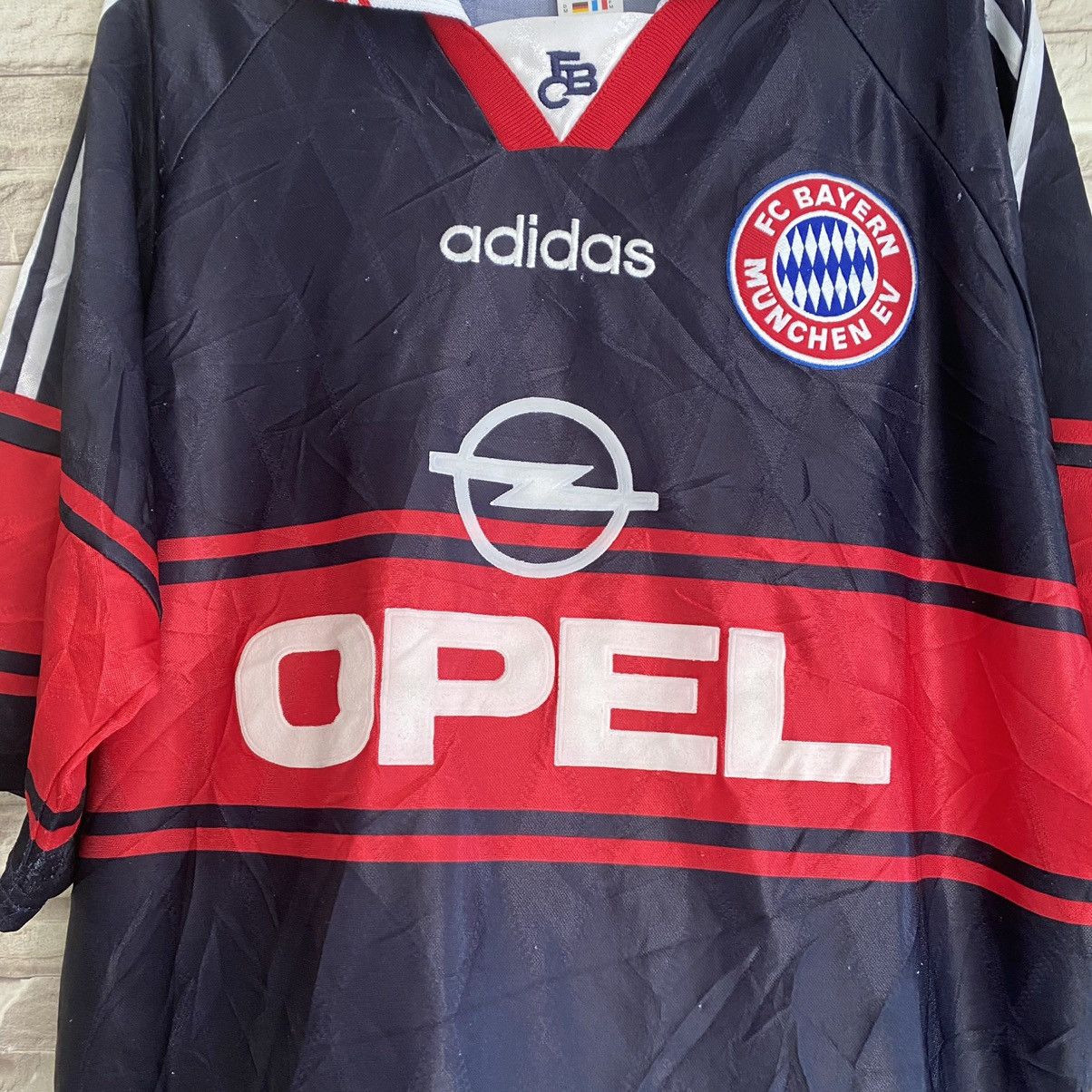 Vintage Bayern Munich Jersey 1997-1999 Mehmet Scholl Size US M / EU 48-50 / 2 - 7 Thumbnail