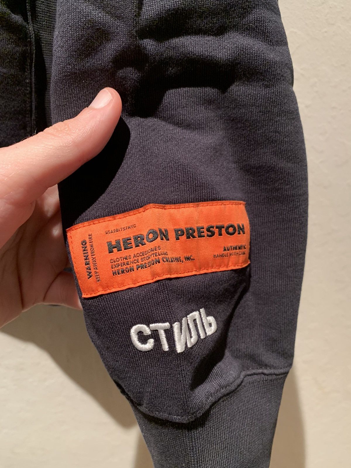 Designer × Heron Preston *RARE* New Heron Preston Embroidered Chain Stitch Hoodie Size US XXS / EU 40 - 3 Thumbnail