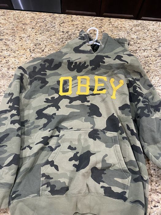 Obey camo hot sale sweatshirt