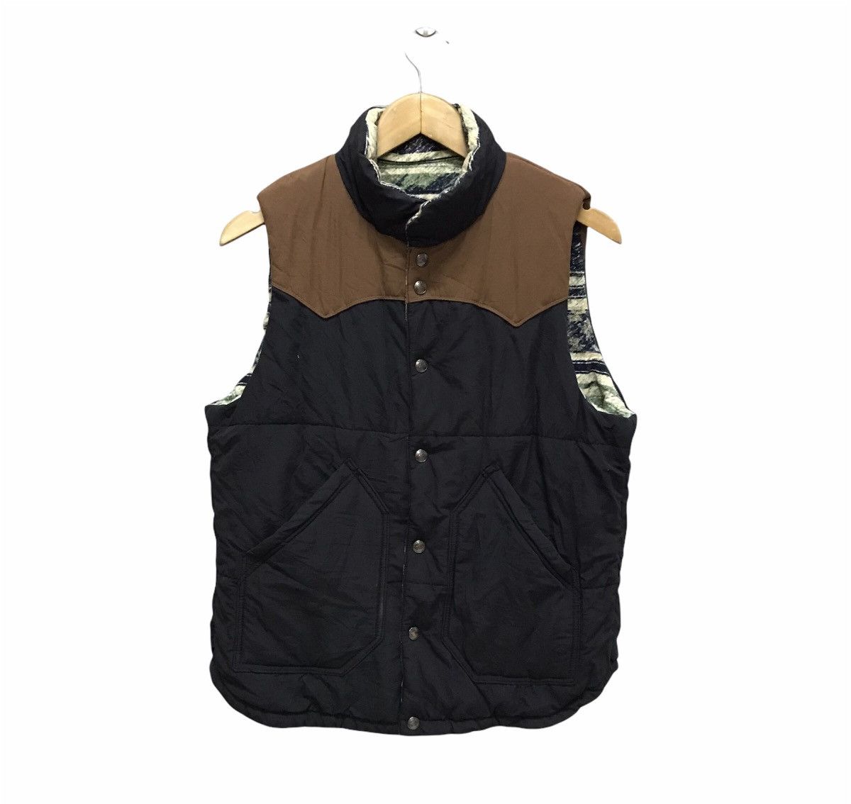GRN Grn riversable puffer vest Size US L / EU 52-54 / 3 - 2 Thumbnail