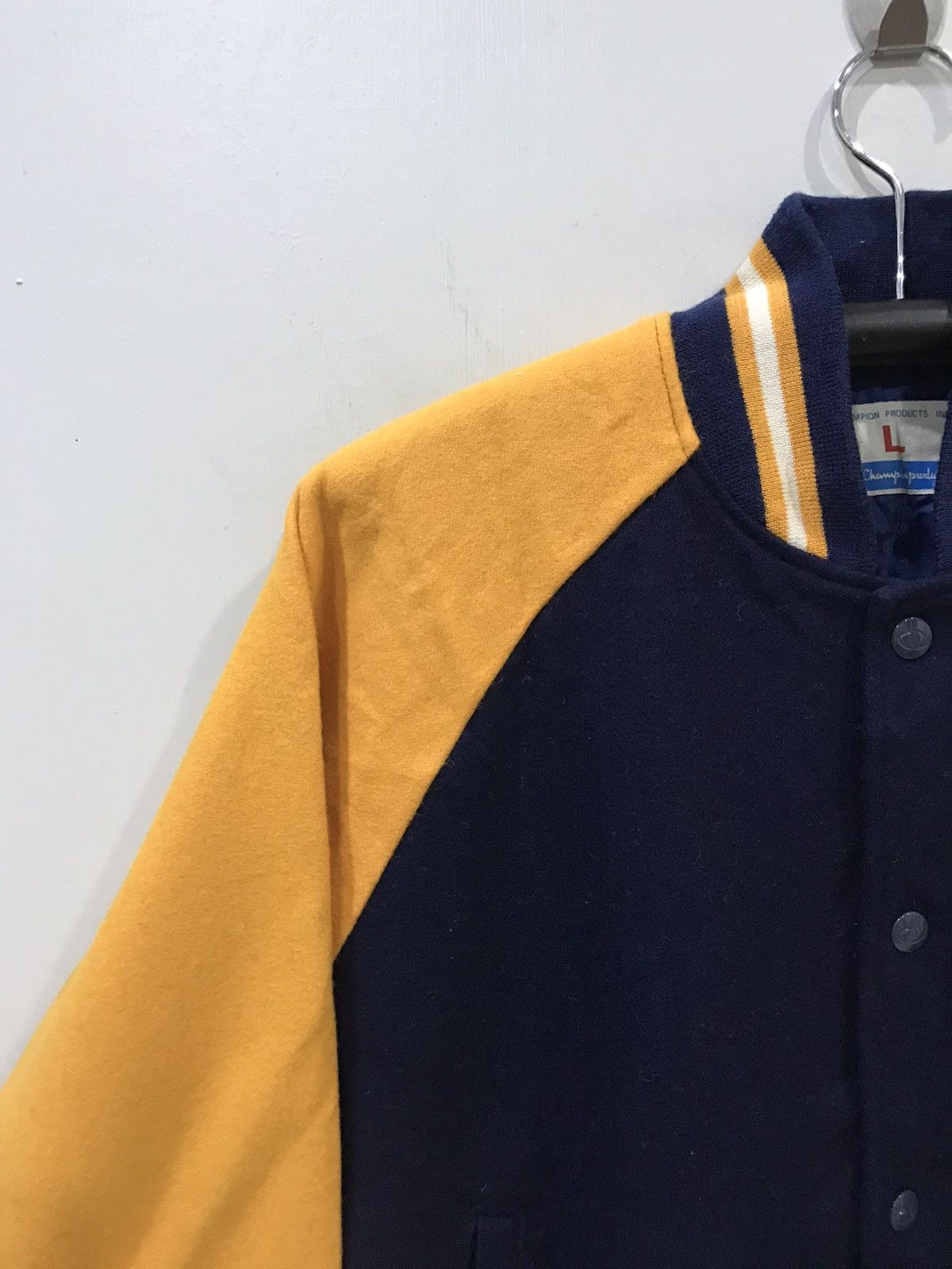 Champion × Vintage Vintage Champion Very Rare Colour Varsity Jacket Size US L / EU 52-54 / 3 - 4 Thumbnail