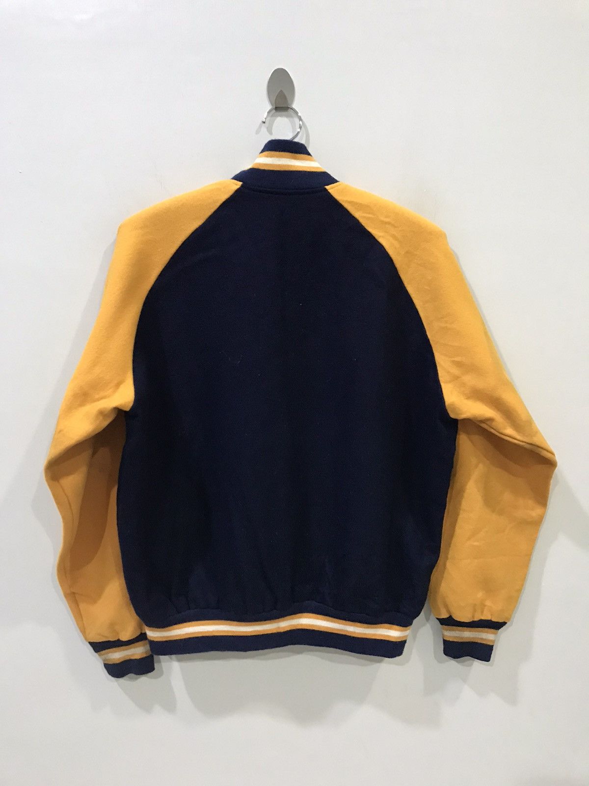 Champion × Vintage Vintage Champion Very Rare Colour Varsity Jacket Size US L / EU 52-54 / 3 - 11 Thumbnail