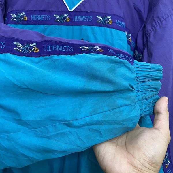 90s Pro Player Vintage Charlotte Hornets Bomber Jacket ❌SOLD