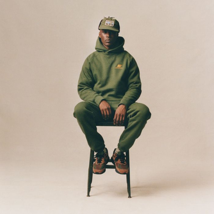 Aime leon dore shop new balance hoodie